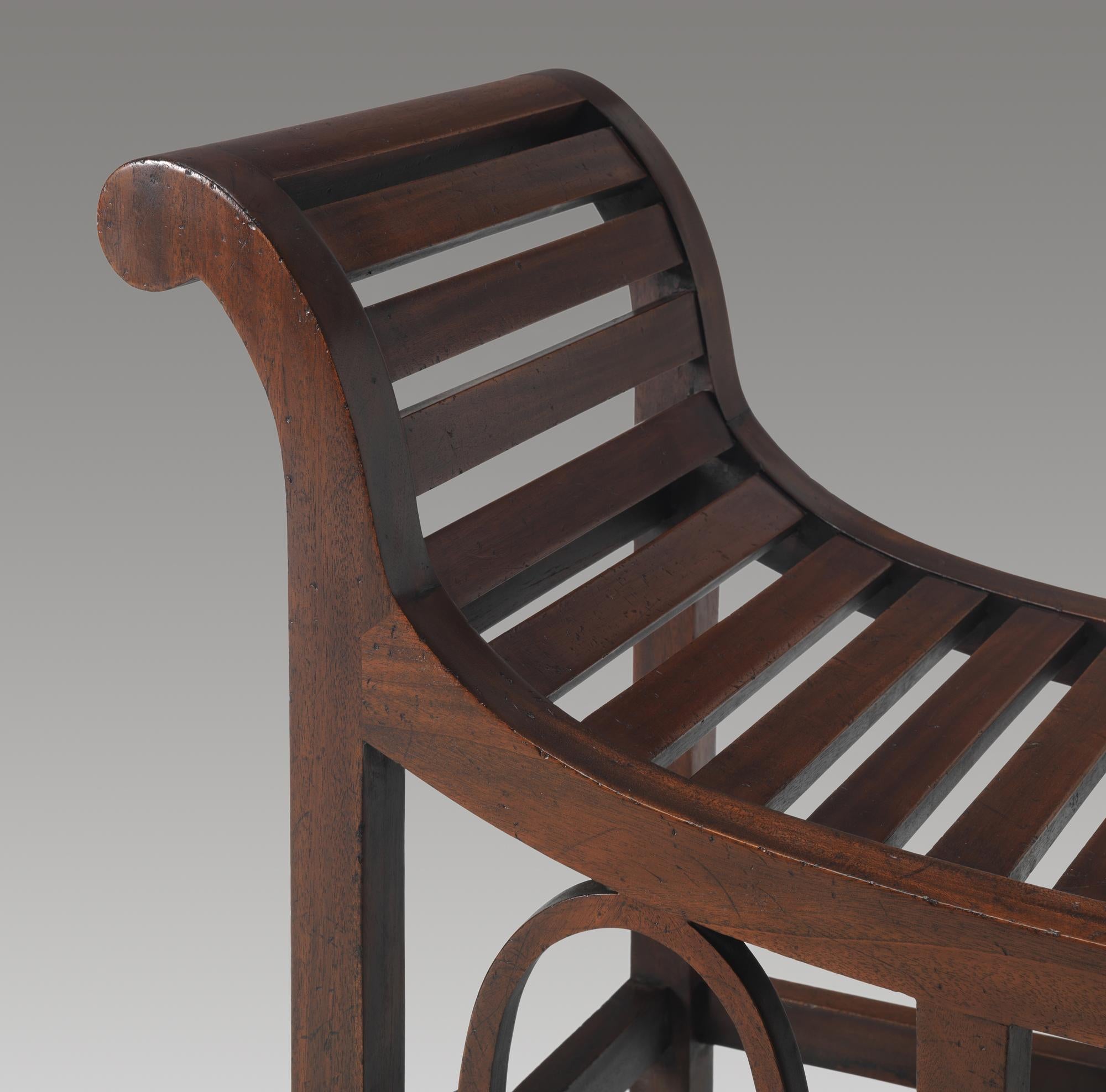 Der Moore House Hocker im Zustand „Hervorragend“ im Angebot in Sturminster Marshall, Dorset