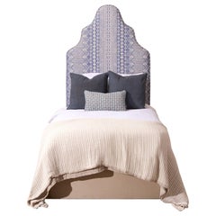 The "Moorish" Headboard (Tête de lit mauresque)