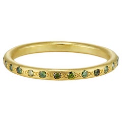 The Mossy Ethical Wedding Ring 18ct Fairmined gold Green Diamonds