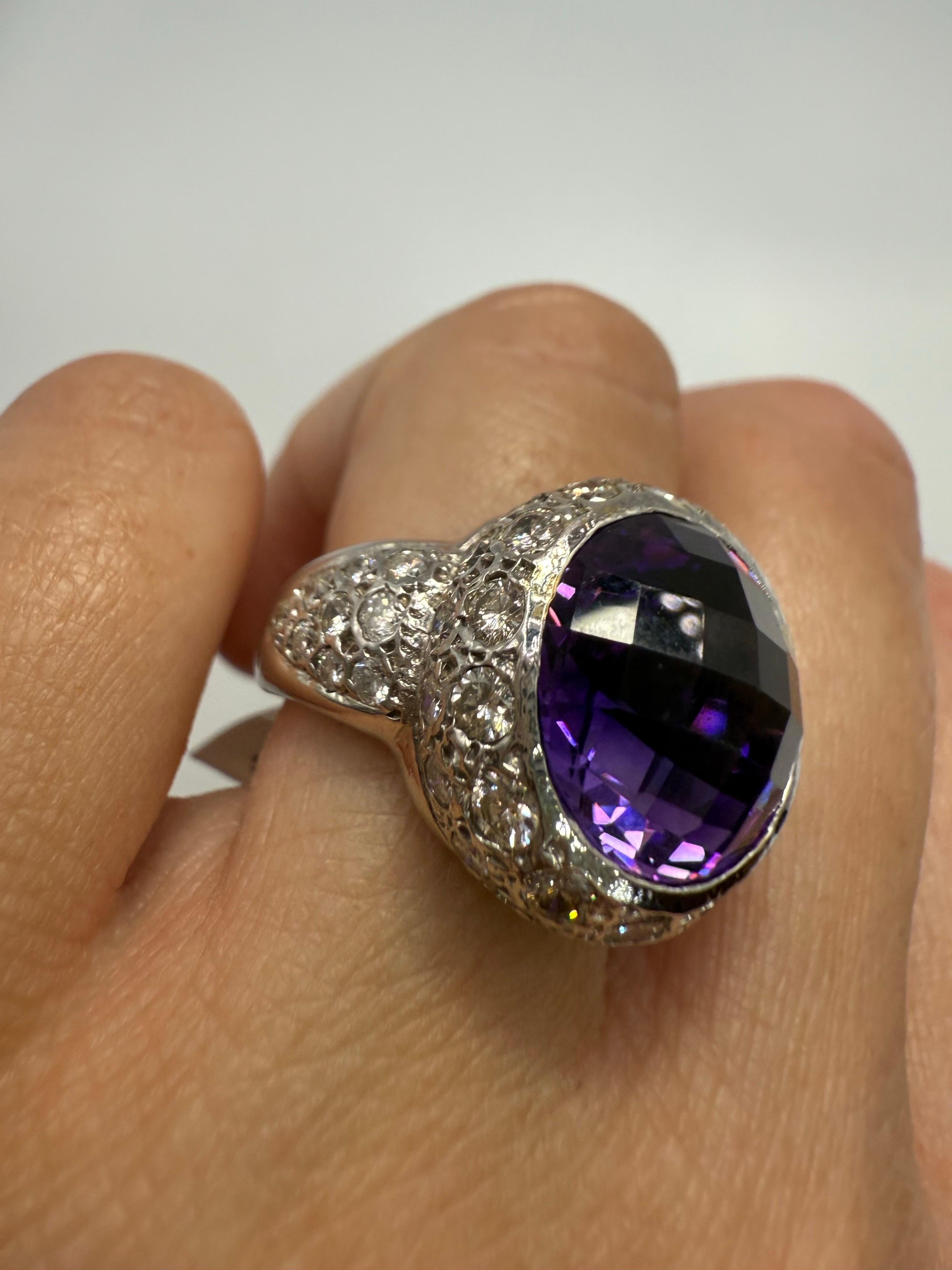 da uomo o donna Il più bel anello con ametista e diamante in oro 18KT in vendita