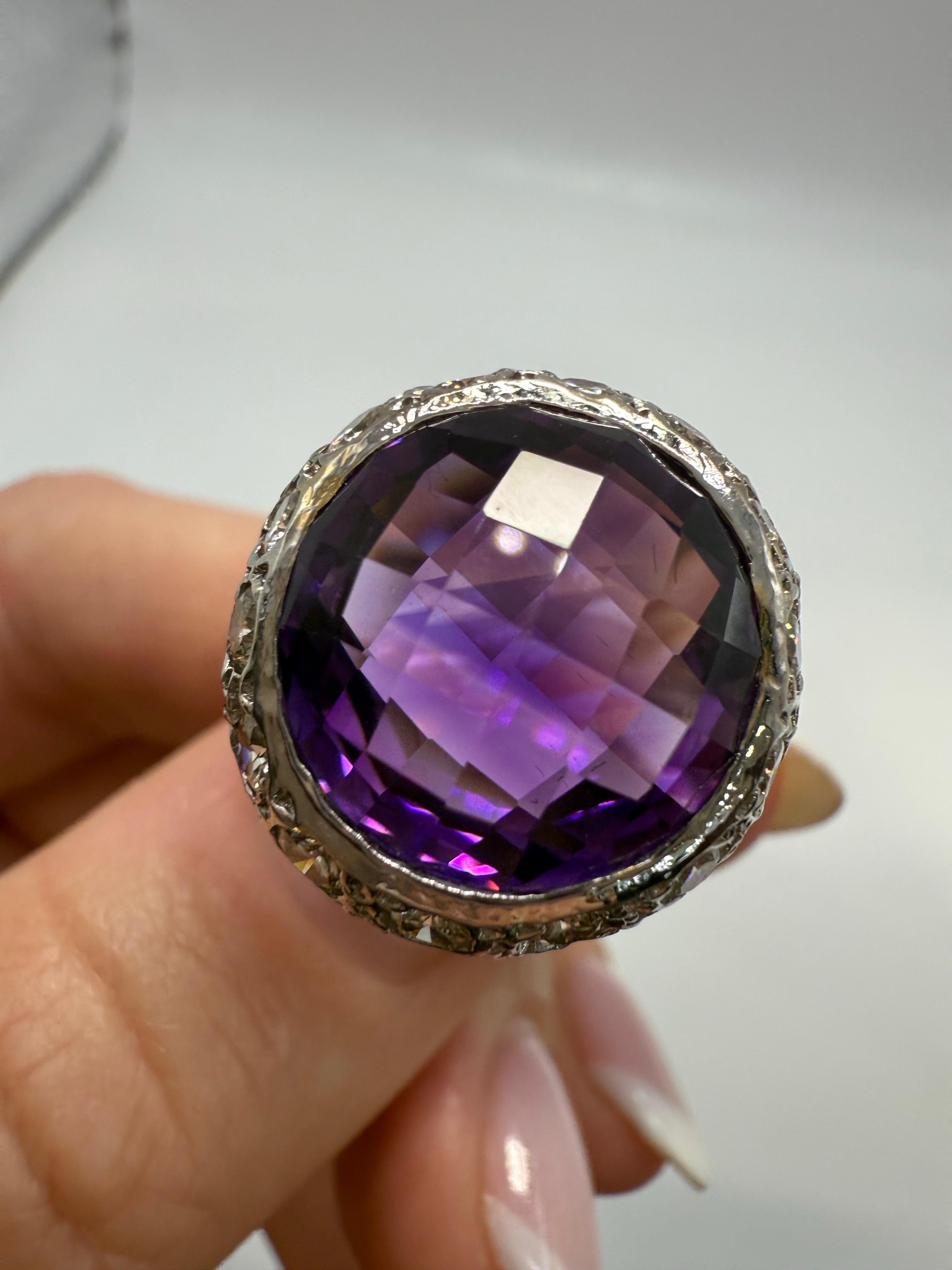 Il più bel anello con ametista e diamante in oro 18KT in vendita 3