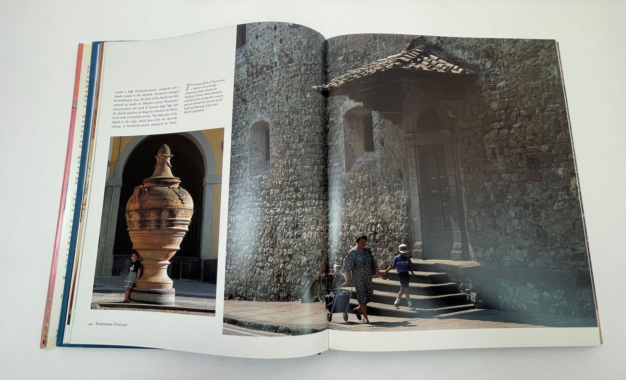 The Most Beautiful Country Towns of Tuscany Hardcover Book by James Bentley For Sale 2