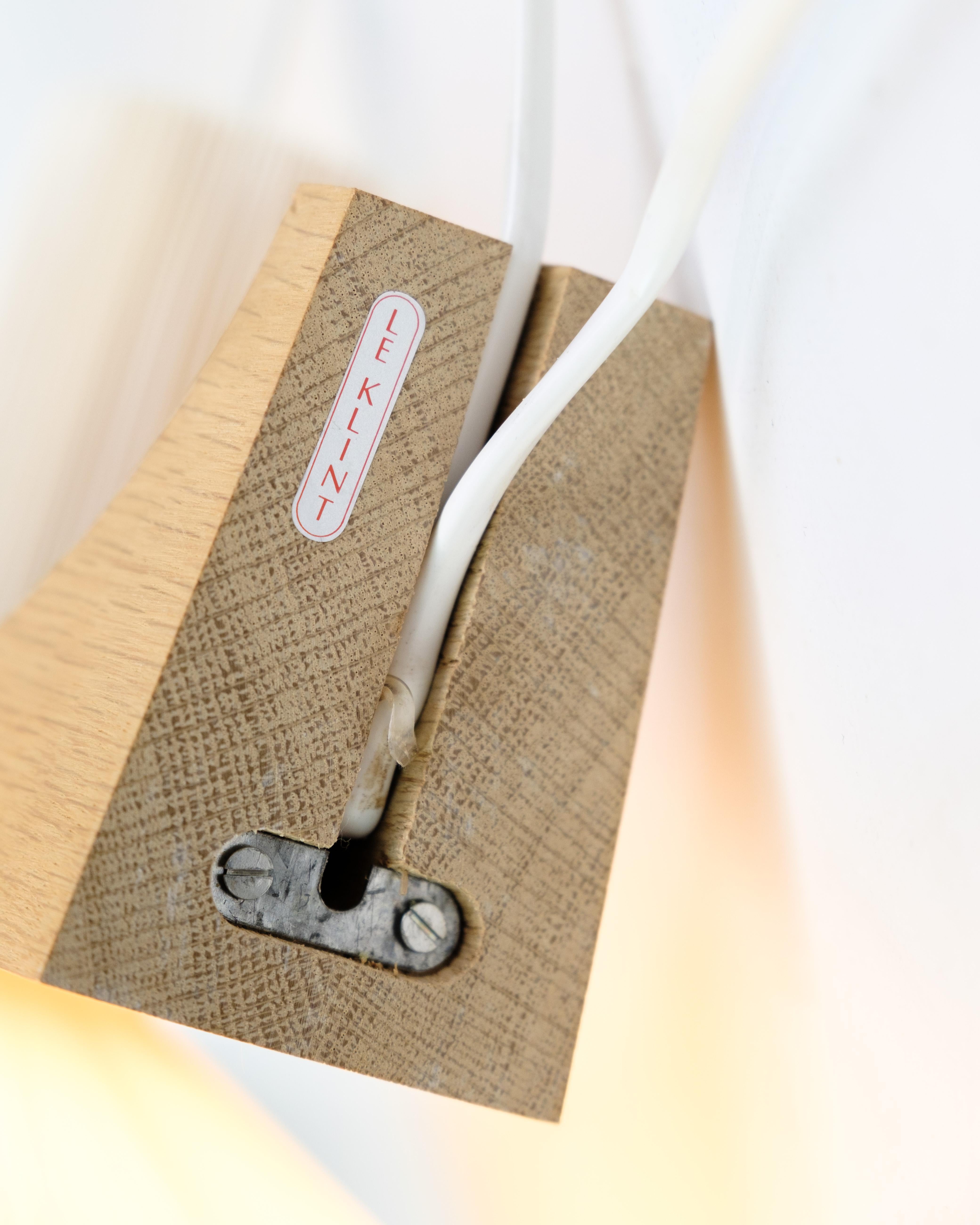 The Mushroom Modell 204 aus Eiche Light von Vilhlem Wohlert für Le Klint im Zustand „Gut“ im Angebot in Lejre, DK
