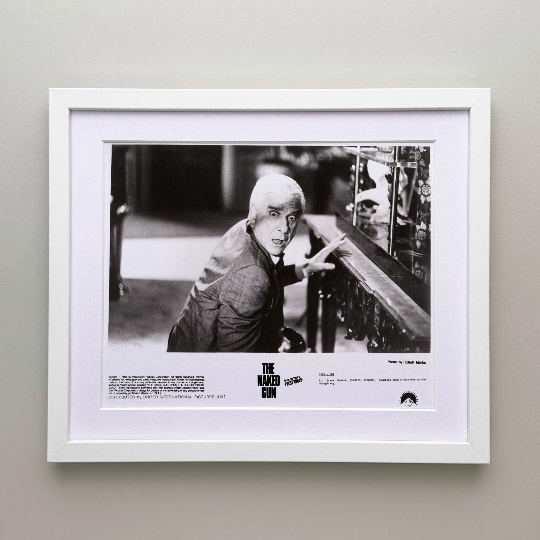 Die nackte Kanone 1988 Werbefilm Film Presse Standbild Gerahmt (amerikanisch) im Angebot