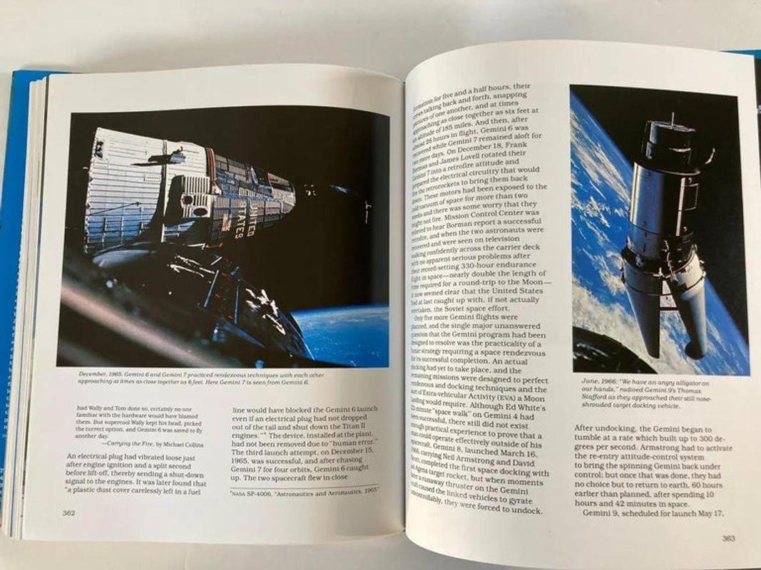Das Buch des National Air and Space Museums von Bryan, C. D. B., 1. Auflage 1979 im Zustand „Gut“ im Angebot in North Hollywood, CA