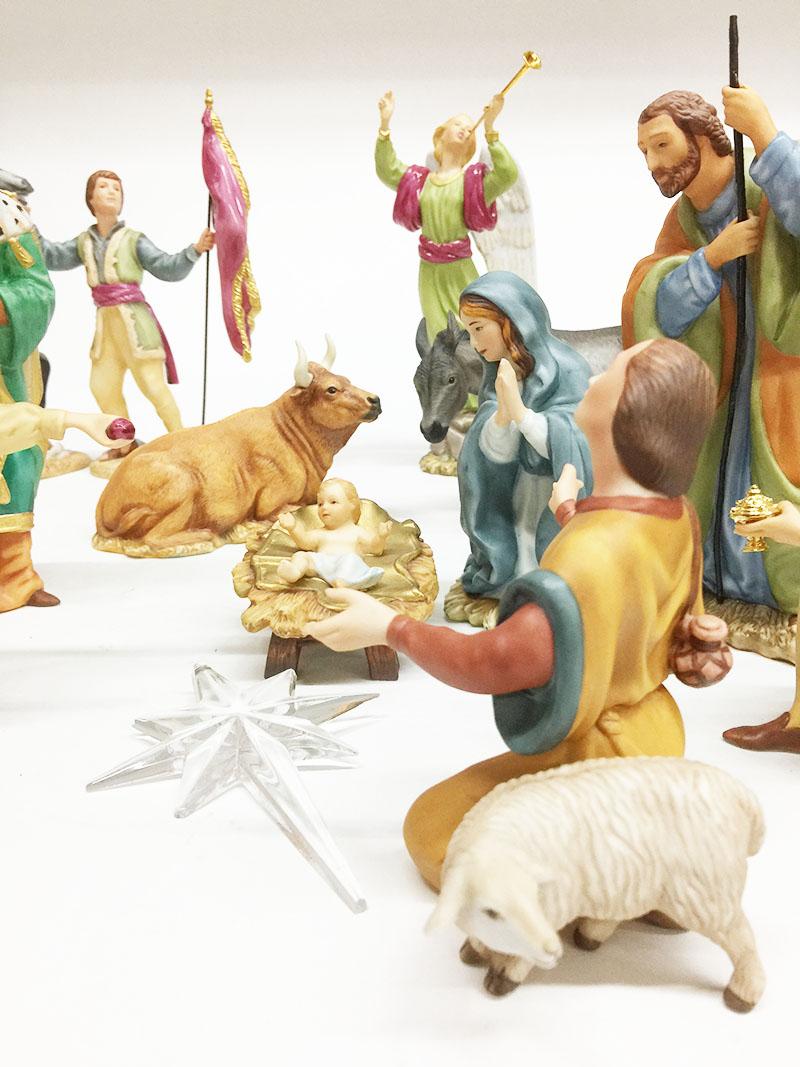 Nativity, 1989, the Franklin MInt, Biscuit Porcelain 3