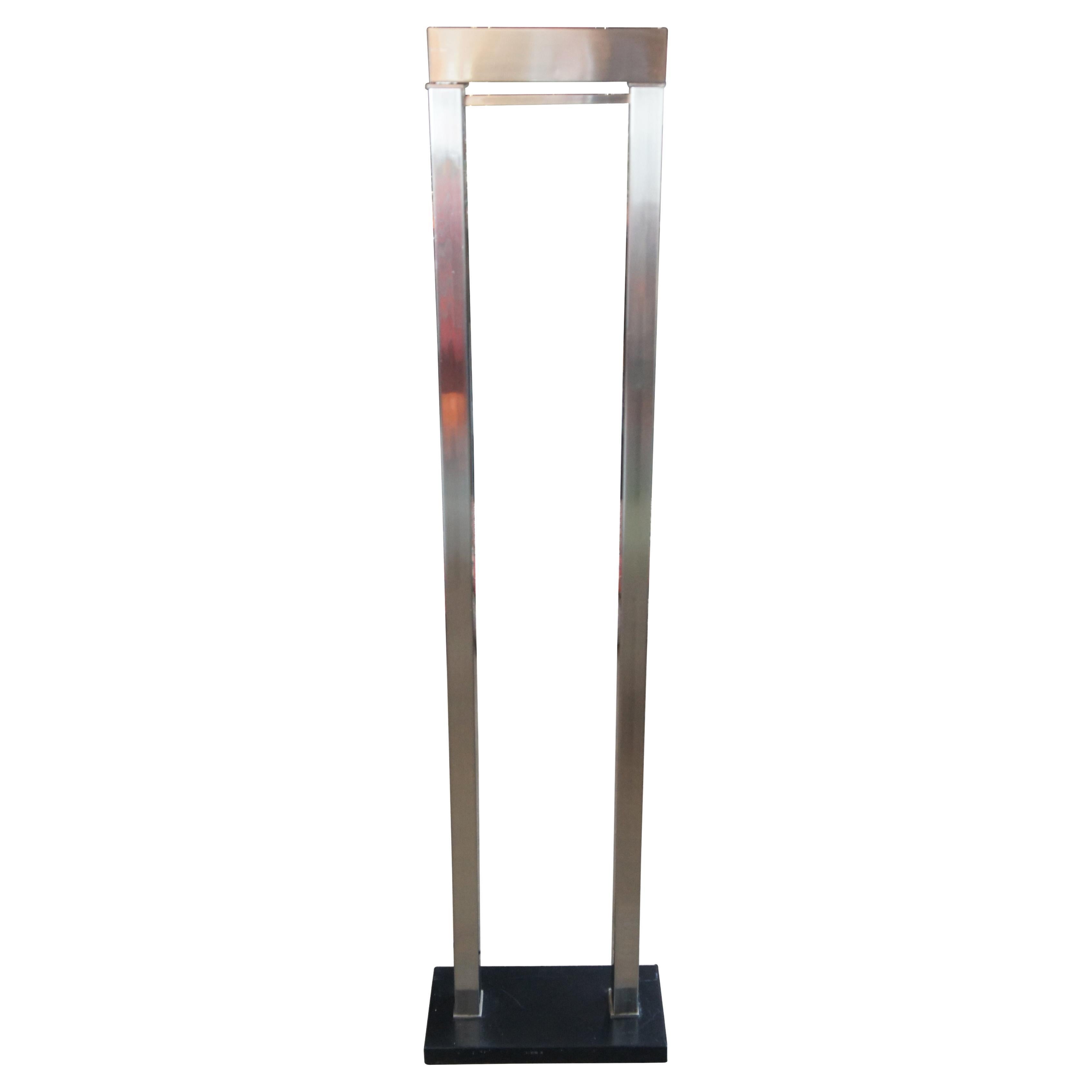 Natural Light Company Lampe de sol pivotante en mtal, contemporaine,  intensit variable en vente