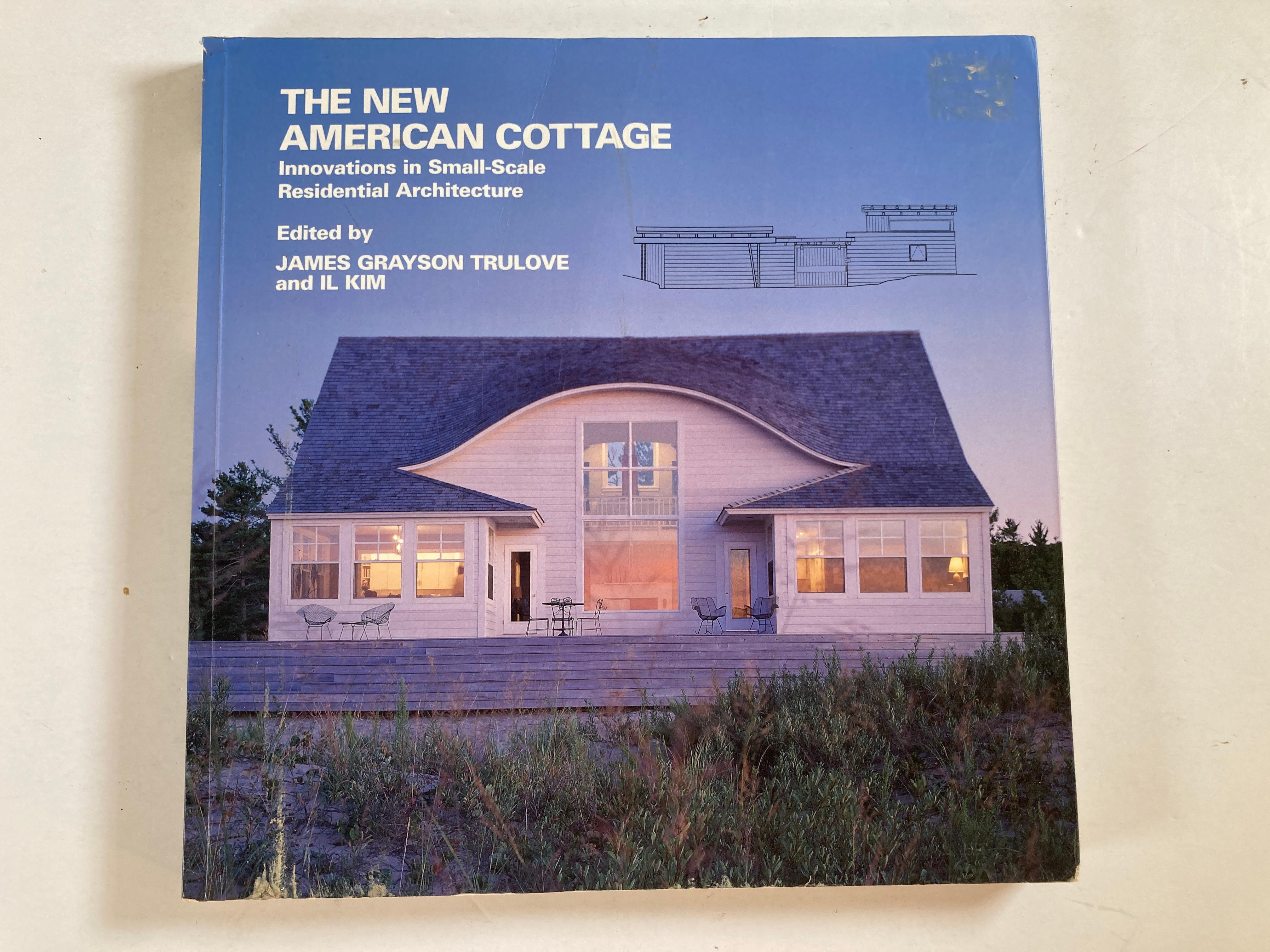 The new American cottage: Innovations in small-scale Residential Architecture (New American Architecture)
Synopsis:
Small-scale architectural masterpieces are showcased in this beautifully illustrated, meticulously documented book devoted to some of