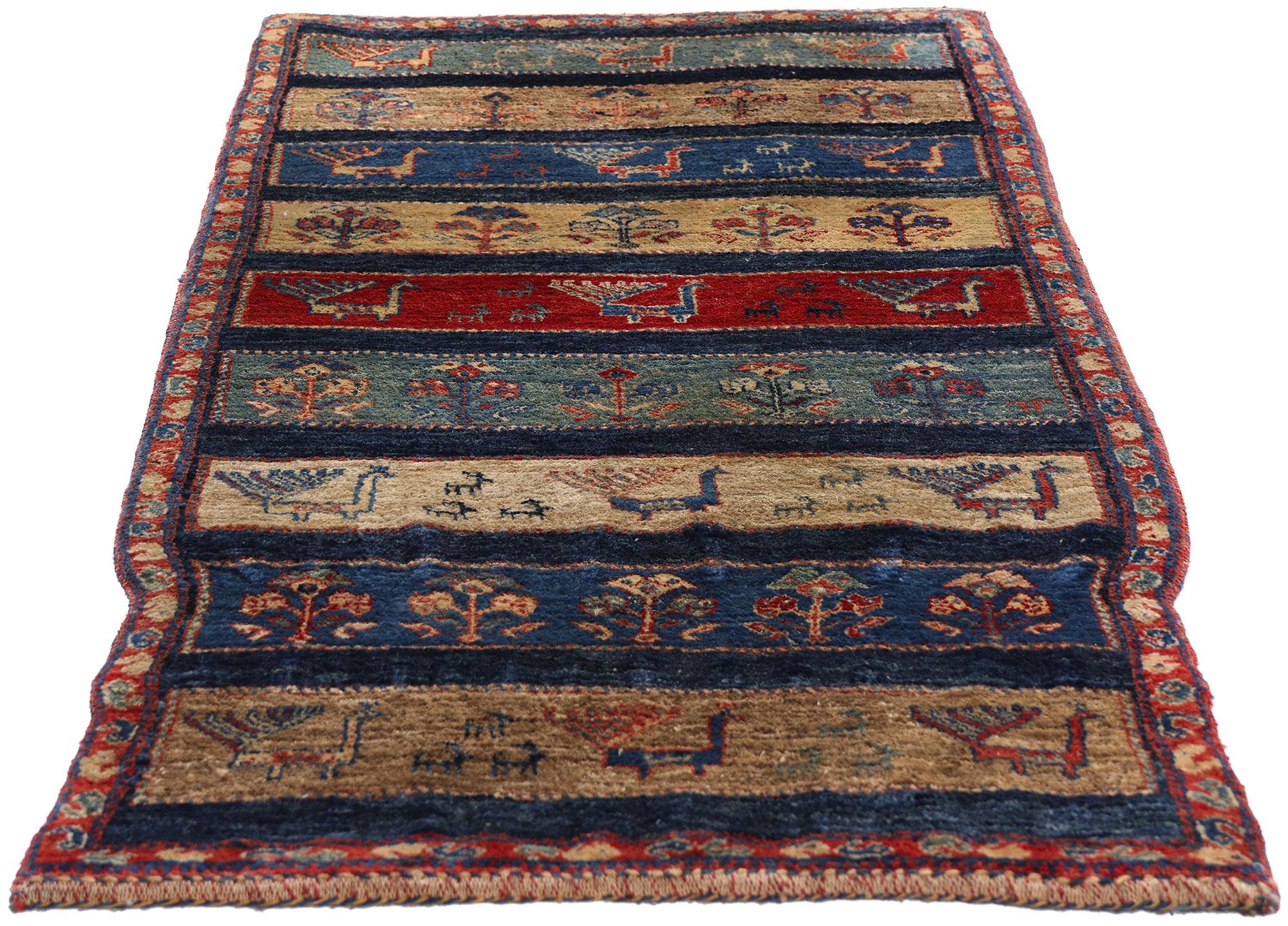 Annodato a mano La canzone del nomade: Un capolavoro di Gabbeh persiano d'epoca sulla nobiltà tribale in vendita