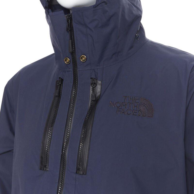 THE NORTH FACE Black Series KK Urban Explore Marineblaue NEUE Nützlichkeits-Taschenjacke L XL
Referenz: TGAS/A05291
Marke: The North Face
Designer: Kazuki Karaishi
MATERIAL: Nylon
Farbe: Blau
Muster: Solide
Verschluss: Reißverschluss
Zusätzliche