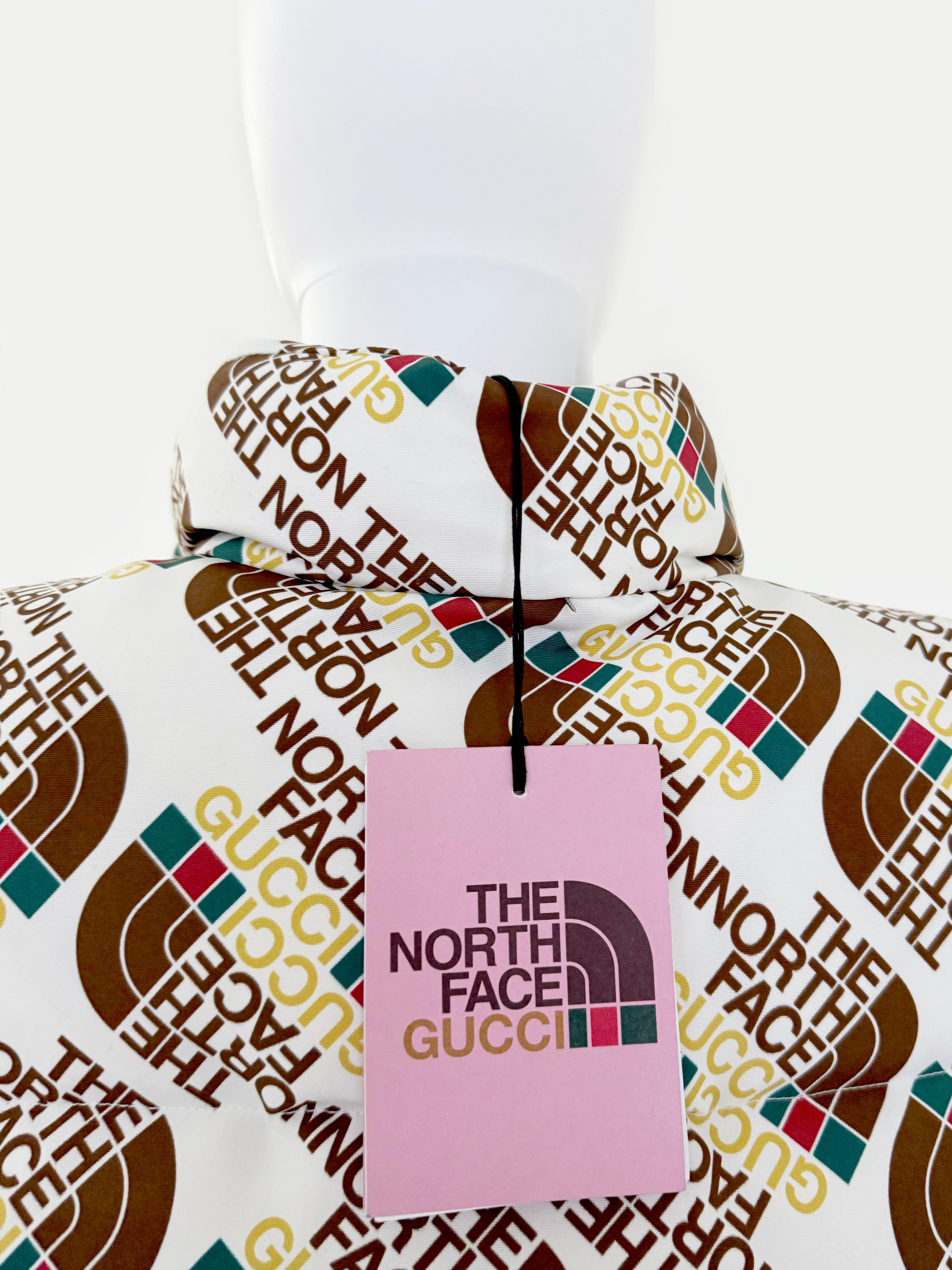 The North Face FACE X Gucci 2021 Logo Printed  Puffer Vest Size M For Sale 1