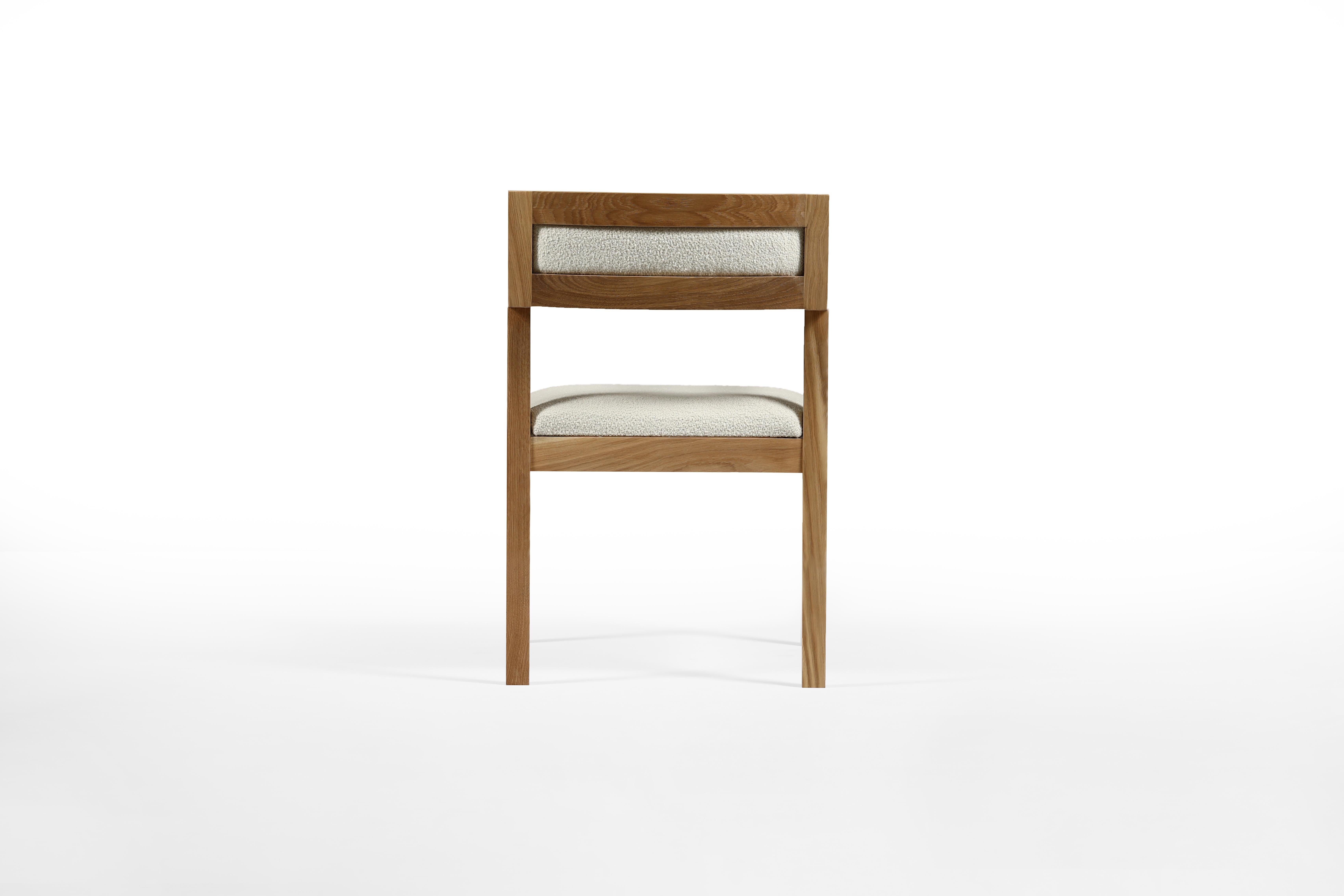 Oak Saga Ivy Chair For Sale 3