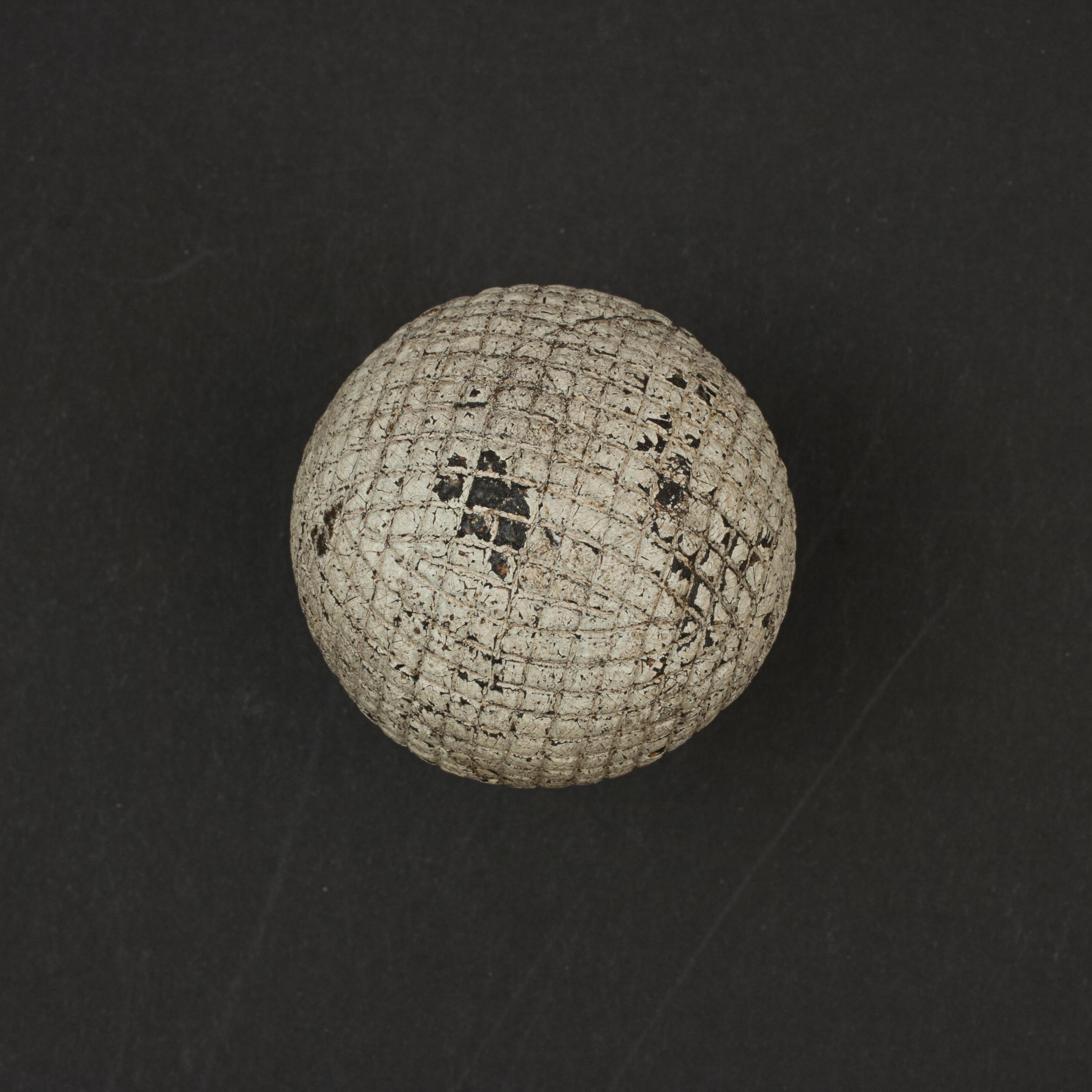 British The Ocobo, Gutta Percha, Mesh Pattern Golf Ball For Sale