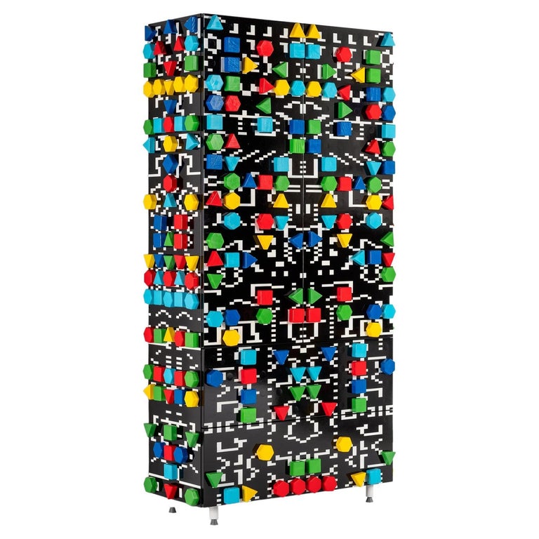 "The Office Game" Cupboard with removable 500 pieces decors at