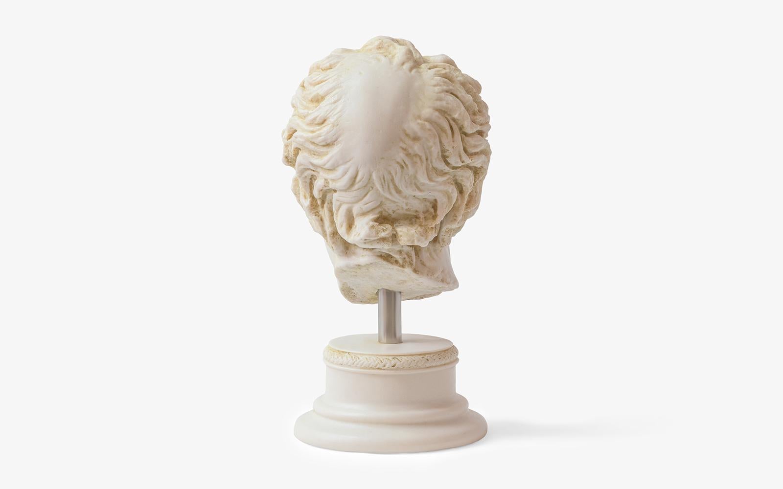 The Old Fisherman Bust serves as a timeless piece of decor, adding a touch of classical elegance to any setting. Whether displayed in a museum-like exhibit, an art lover's private collection, or as a centerpiece in your living space, this