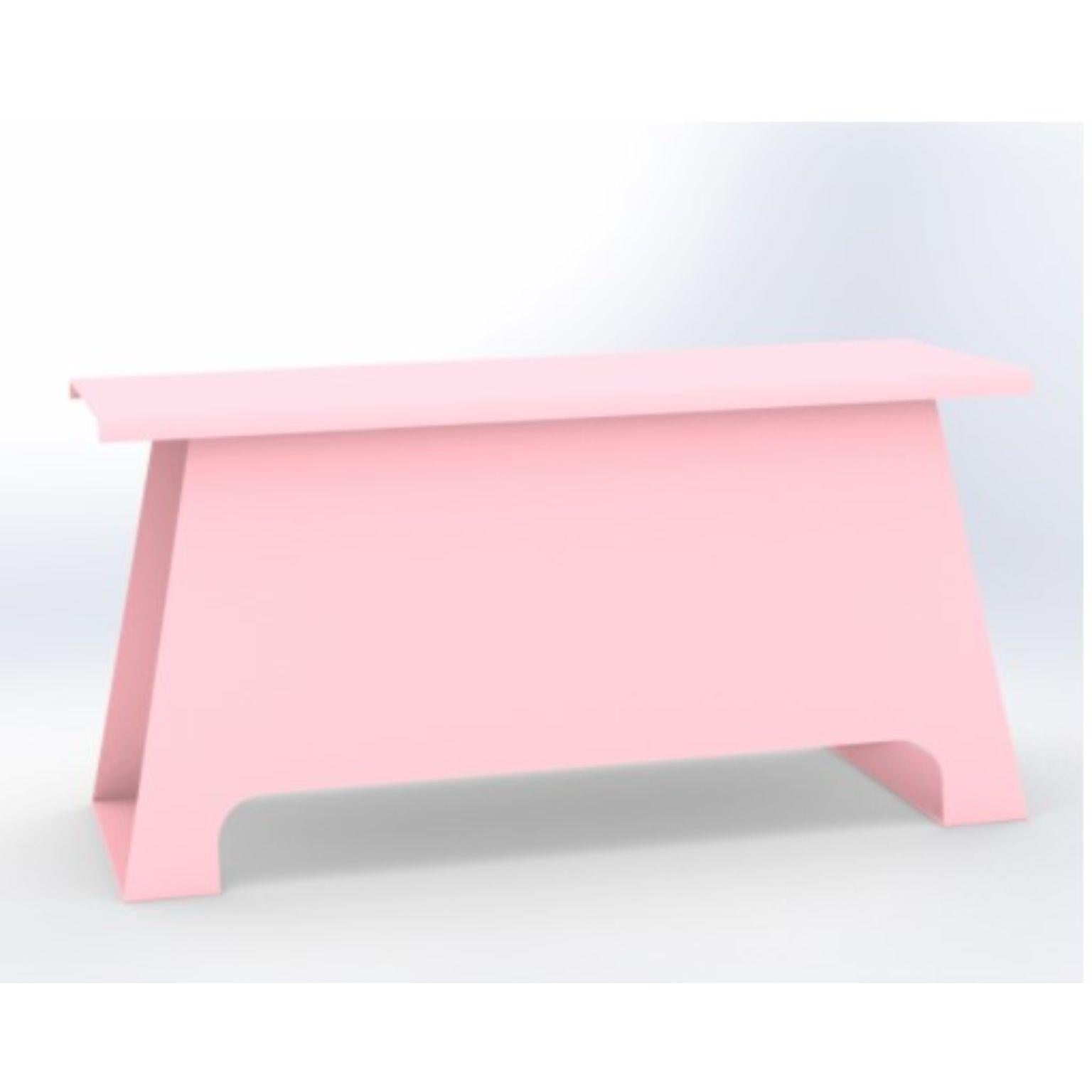 The old school 100 pink bench by Harm De Veer
Dimensions: D 100 x W 40 x H 50 cm
Materials: steel - thermolytic galvanizing - powdercoating - coating
Weight: 42 kg
Also available in various colours and sizes. 

The Old school is based on the