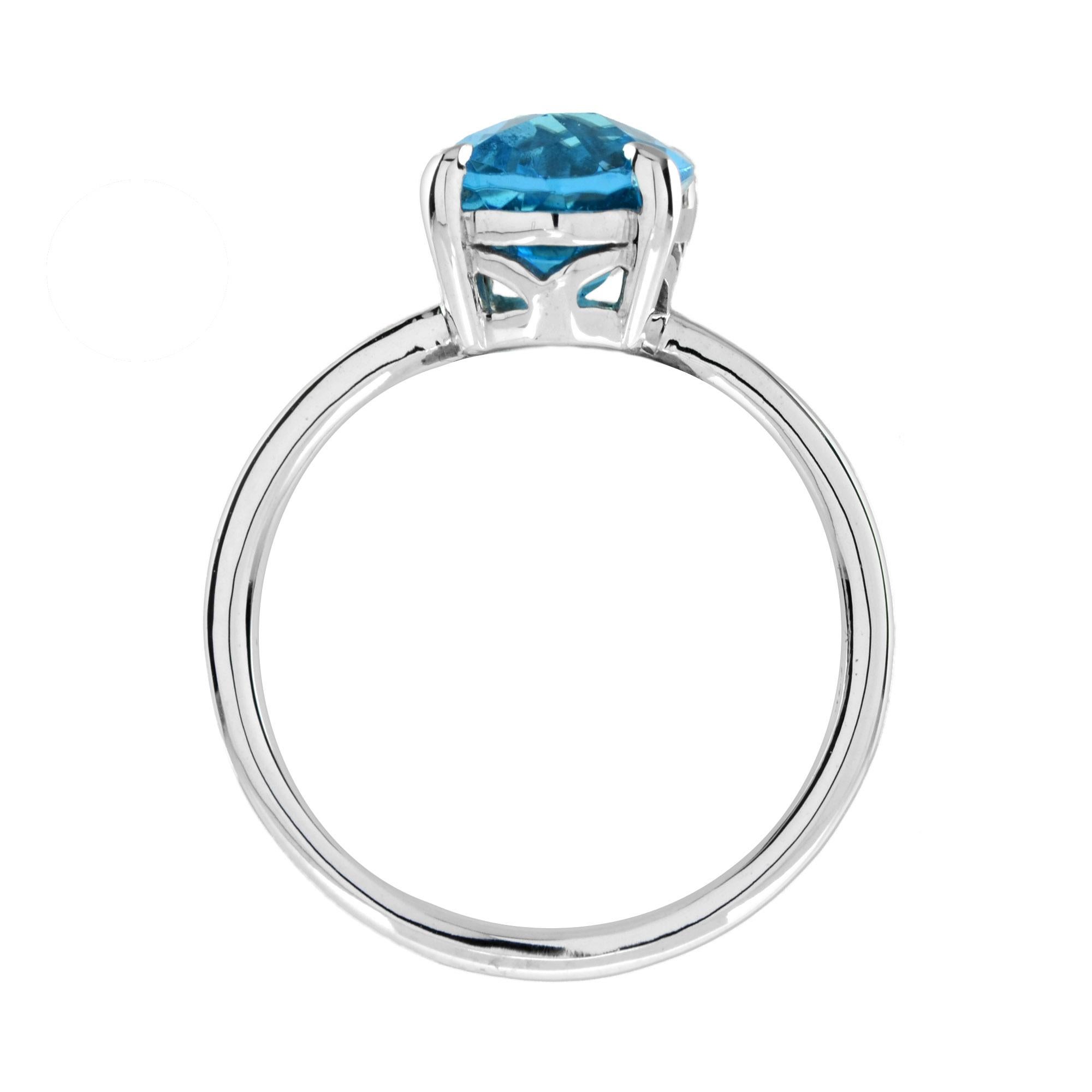 3.50 ct. Oval Swiss Blue Topaz Solitaire Engagement Ring in 9K White Gold In New Condition For Sale In Bangkok, TH