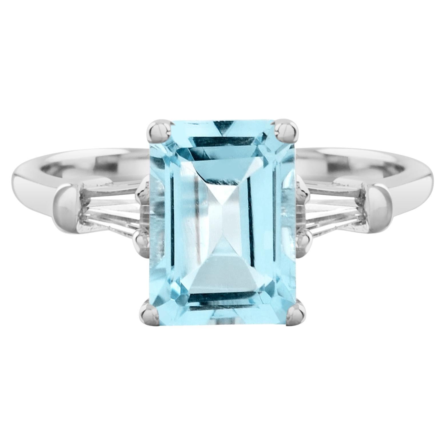 Claw Prongs 14K White Gold Emerald Cut Aquamarine H/SI Diamonds Wedding Ring
