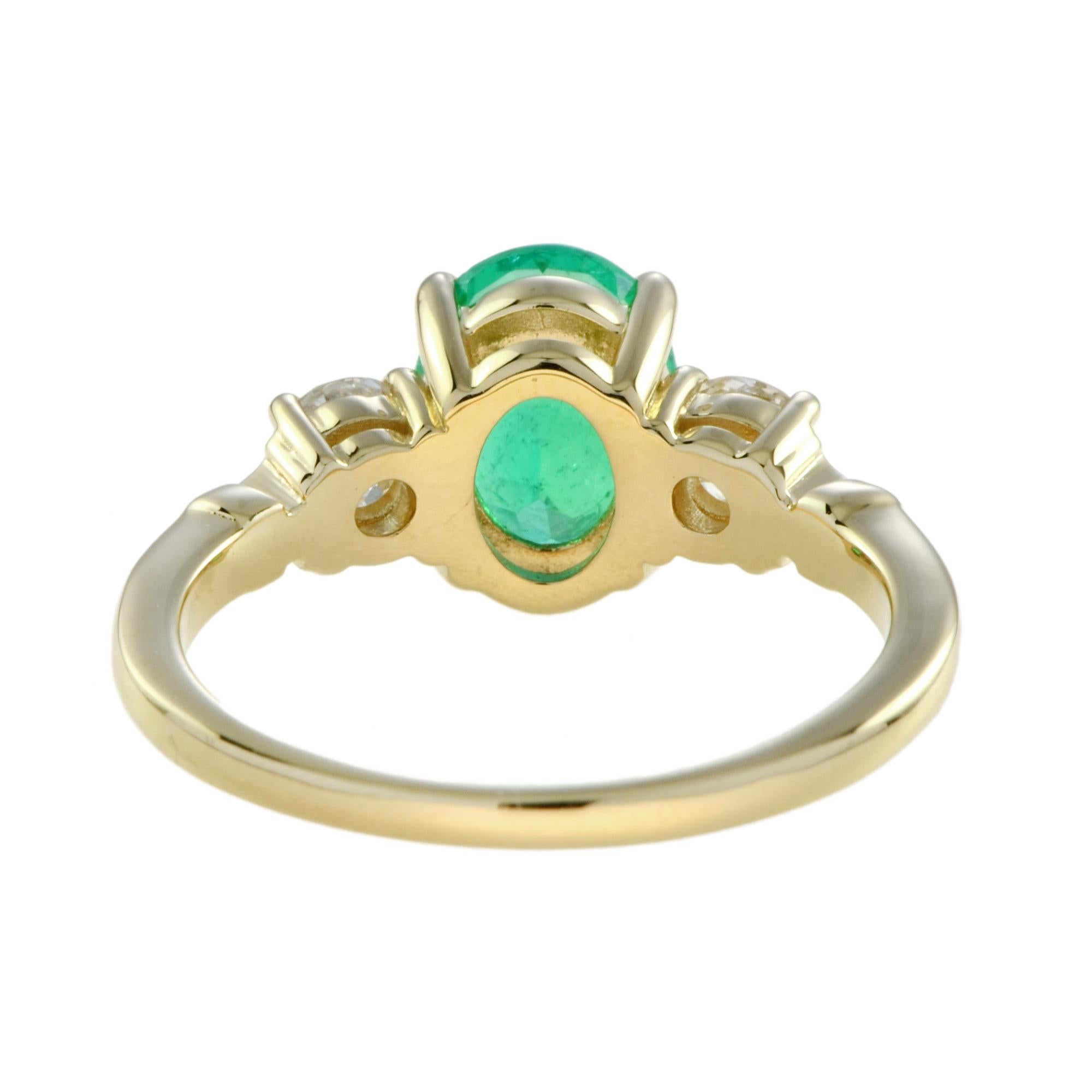 Oval Cut Colombian Emerald and Diamond Engagement Ring in 18K Yellow Gold For Sale 5