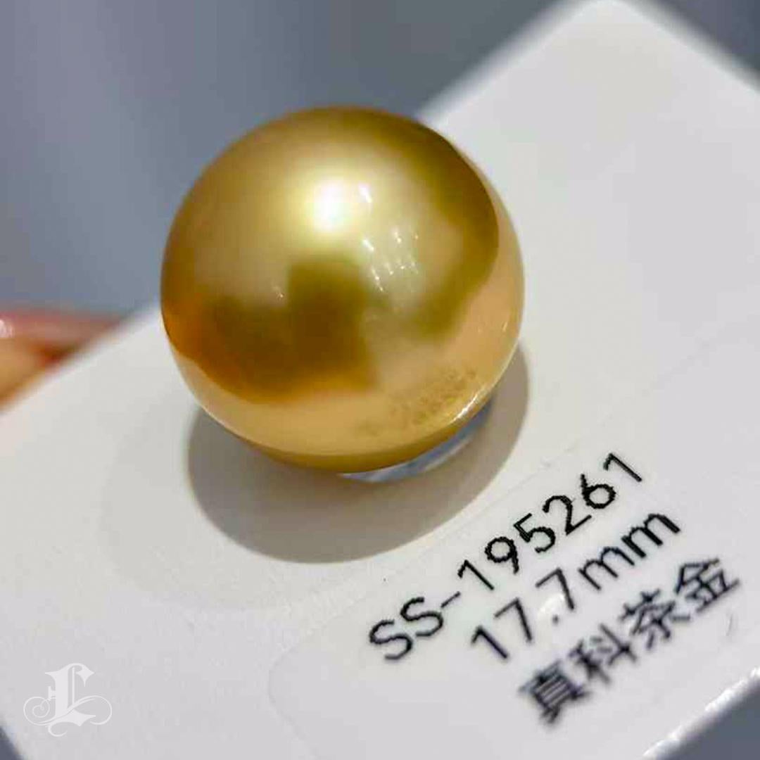 The One & Only - Perle d'or véritable de 17,7 mm certifiée PSL en vente 4