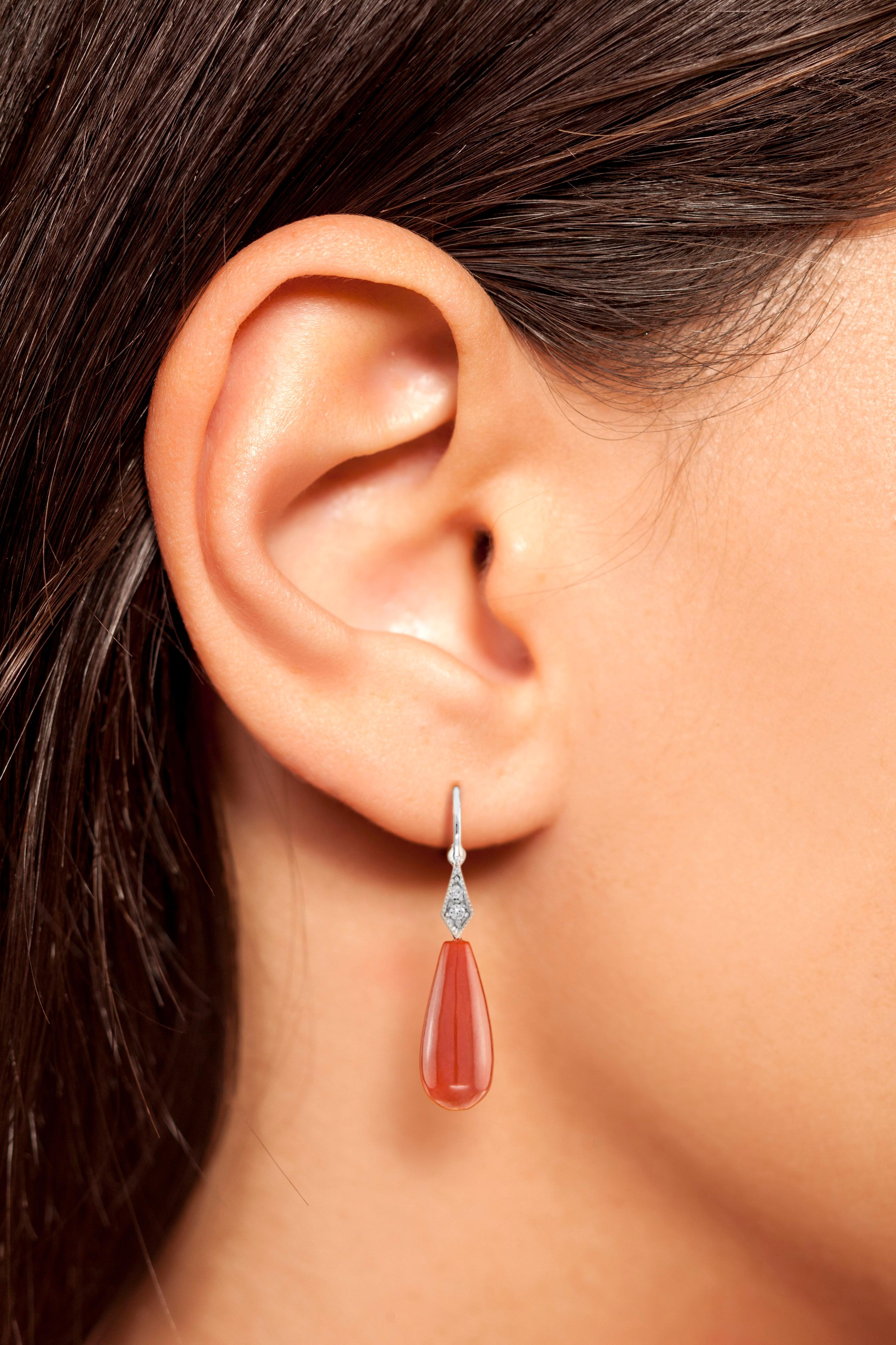 One Orange Coral and Diamond Drop Earrings in 18K White Gold In New Condition In Bangkok, TH