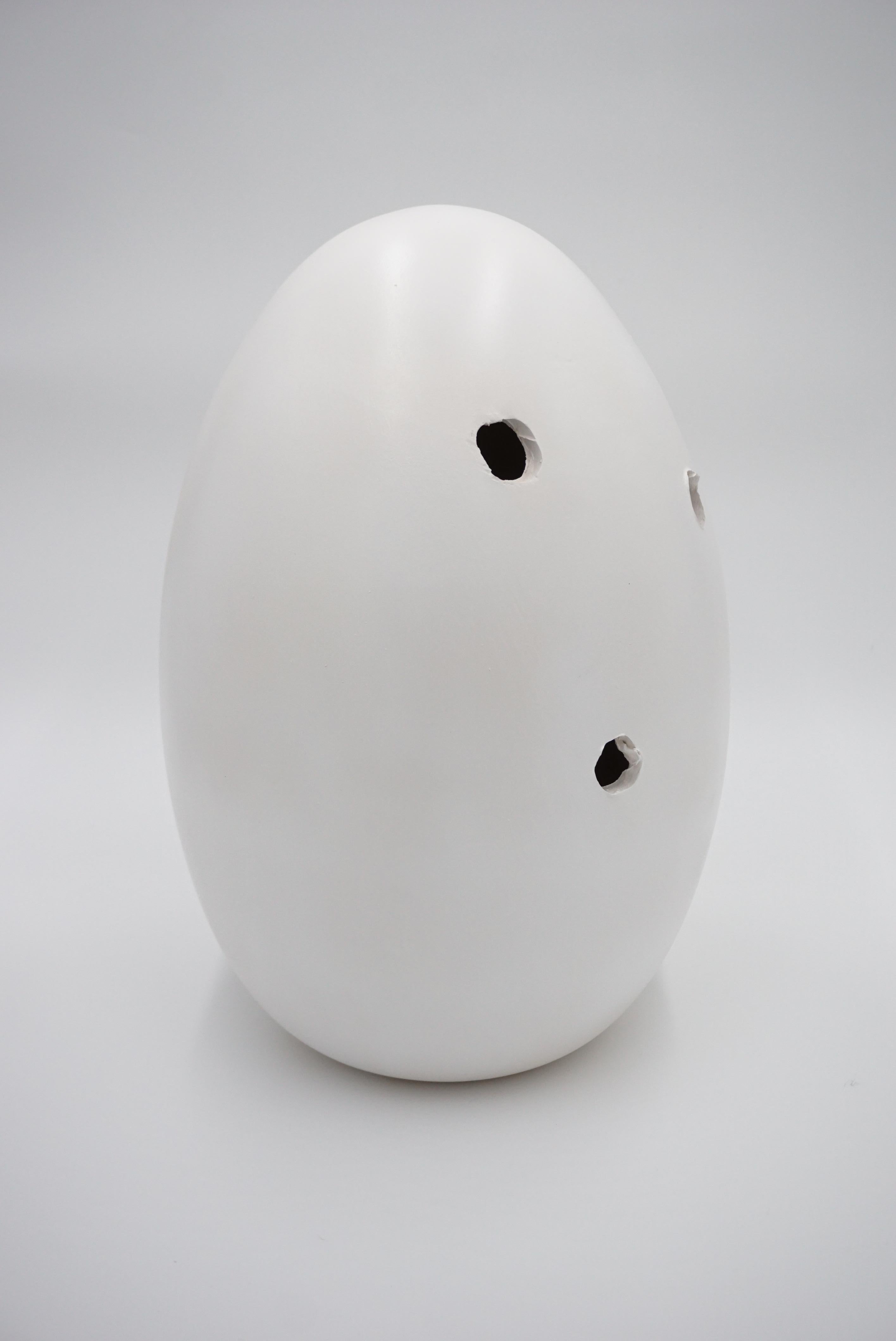 Mid-Century Modern Origin of God Sculptural White Ceramic Table Lamp, Tribute to Lucio Fontana For Sale