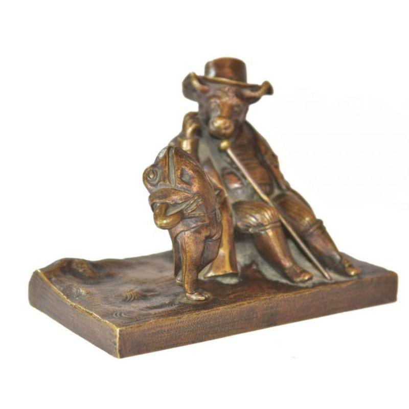 The ox and the frog animal bronze taken from the fables of La Fontaine from the 19th century, dimension 13 cm high 15 cm long 5 cm deep. The Frog who wants to be as big as the Ox A Frog saw an Ox Who seemed to him to be a good size. She, who was not