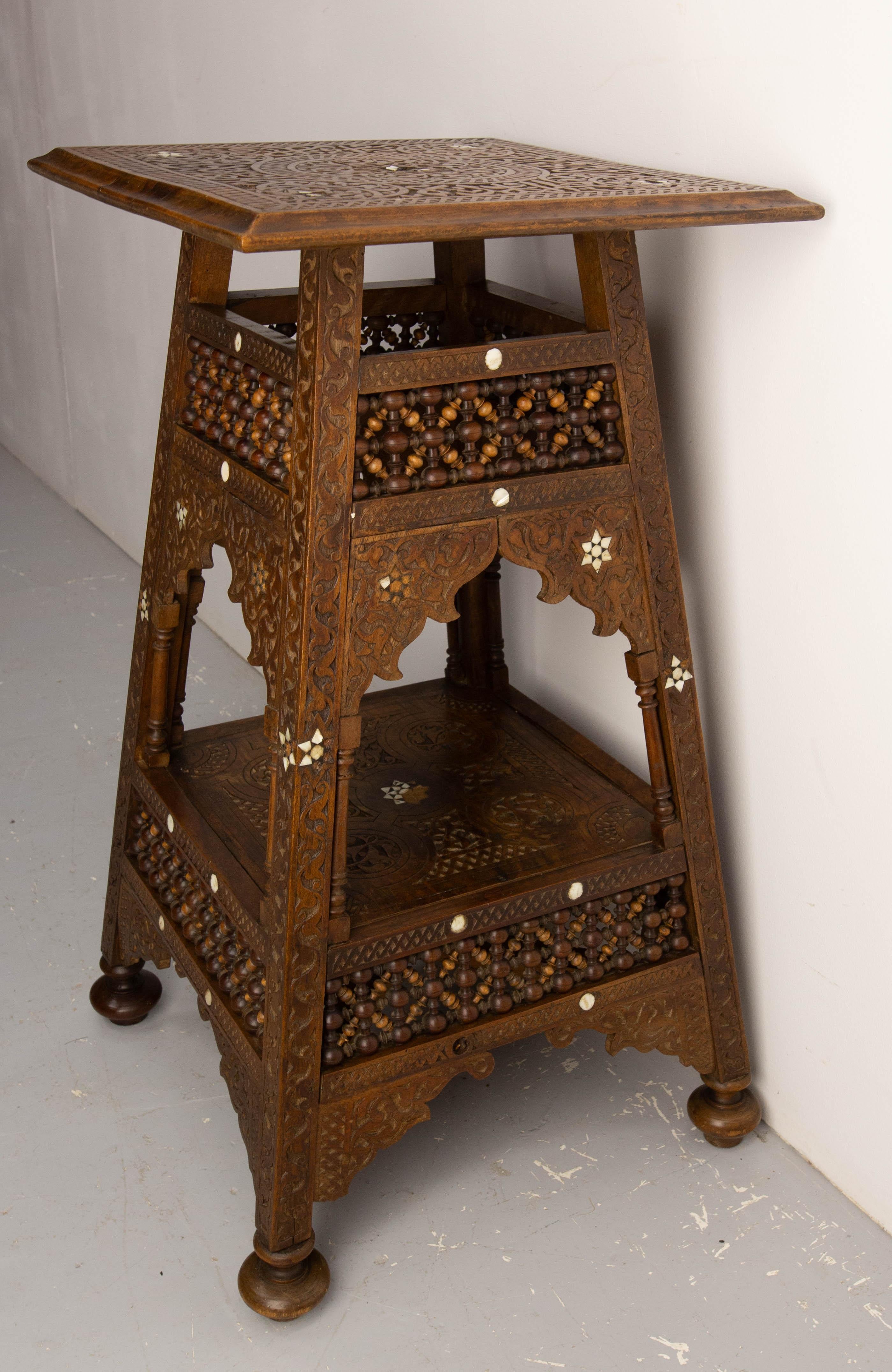 Mid-Century Modern Syrian Hand-Carved & Inlaid Pedestal, early 20th century For Sale