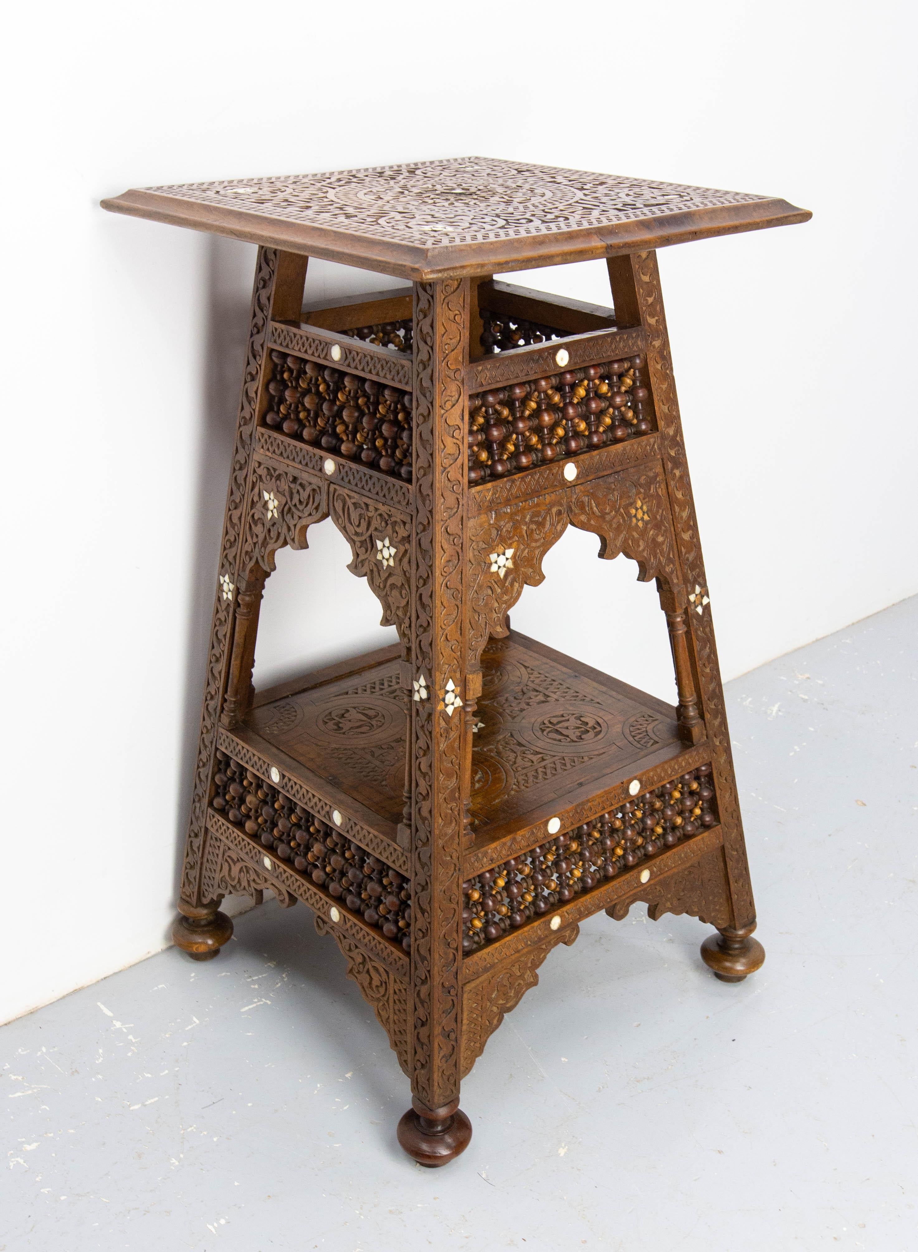 Syrian Hand-Carved & Inlaid Pedestal, early 20th century For Sale 1