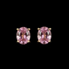 Los pendientes de turmalina rosa perfectos con oro de 14k
