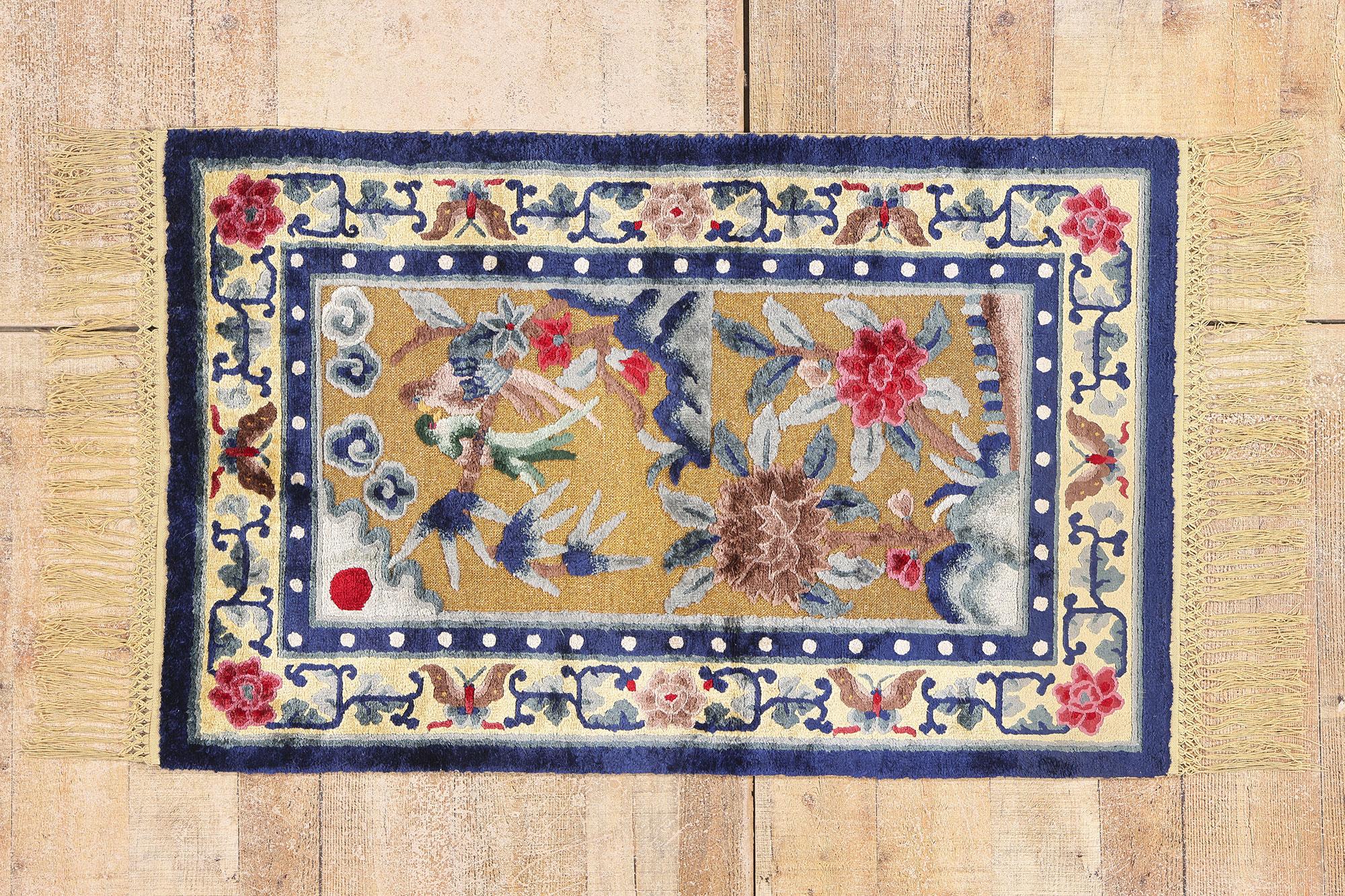 The Phoenix Ascendancy: 1920s Imperial Peking Masterpiece of Celestial Elegance in vendita 2