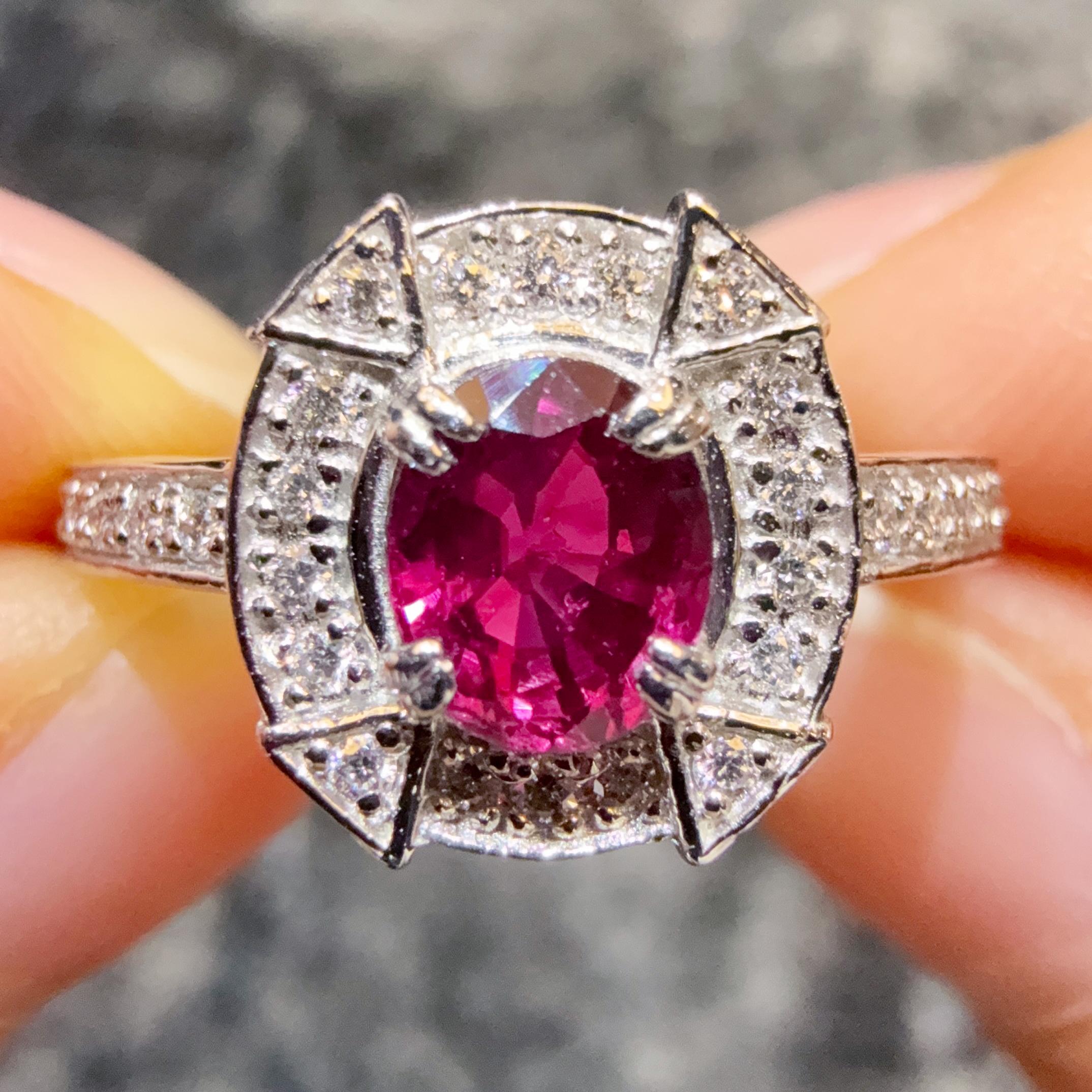 Il rubino del sangue di piccione: Una leggenda del fuoco e del ghiaccio in solitario in vendita 2