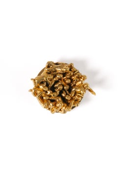 The Pile Attached Brooch in Sculpted Resin, Silver and 24k Gold by AMBOS TOUKO