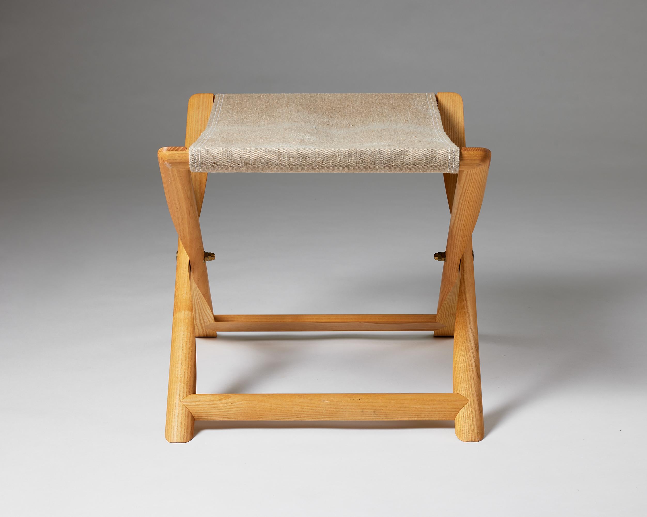 'The Propeller Stool’ Model 8783 Designed by Kaare Klint, Denmark 1930s In Good Condition For Sale In Stockholm, SE