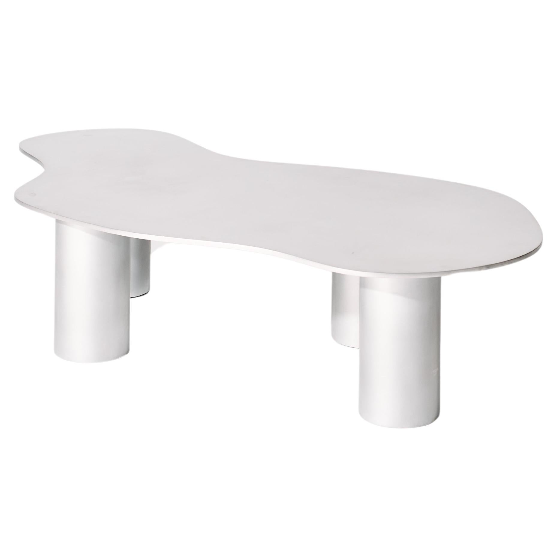 Colección Mesa Puddle - Mesa baja mediana de aluminio con patas cilíndricas