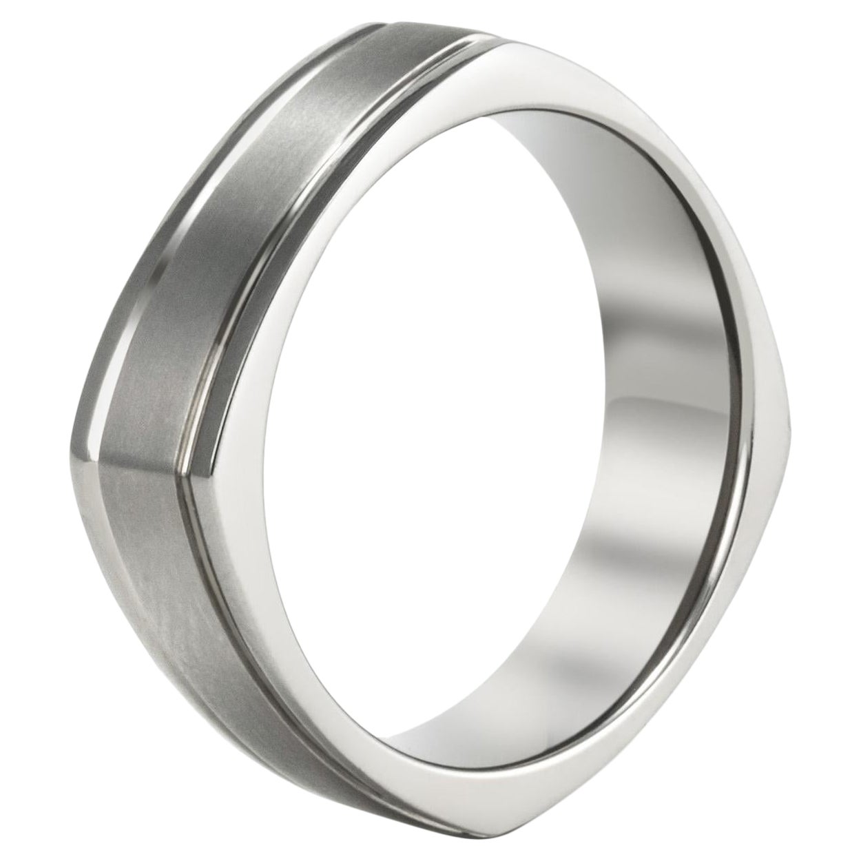 The Ralston : Fascia nuziale in titanio da 7 mm con scanalatura sul bordo e lati arcuati