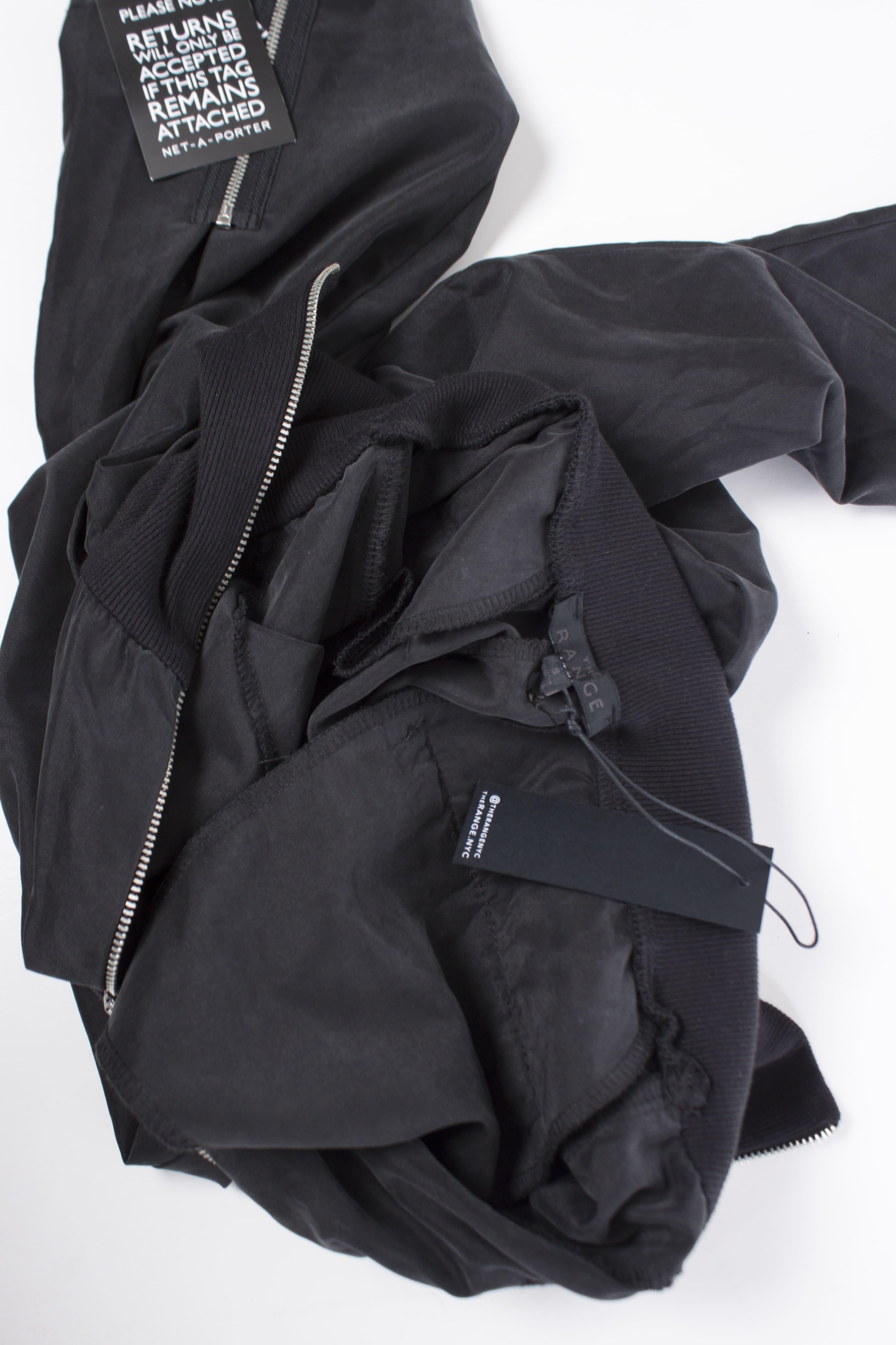 The Range, Pantalon avec fermeture éclair en anthracite Neuf - En vente à AMSTERDAM, NL