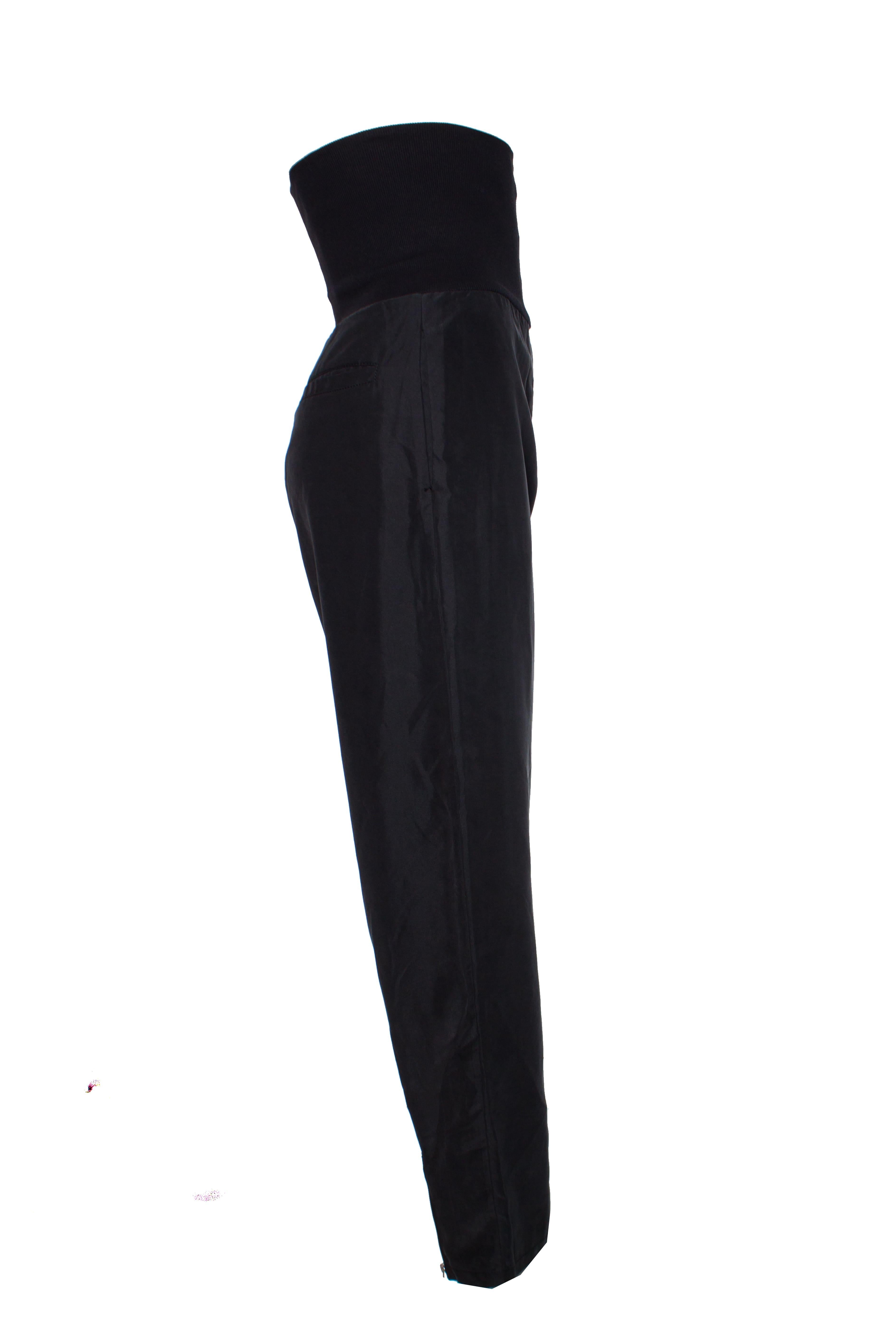 The Range, Pantalon avec fermeture éclair en anthracite en vente 2
