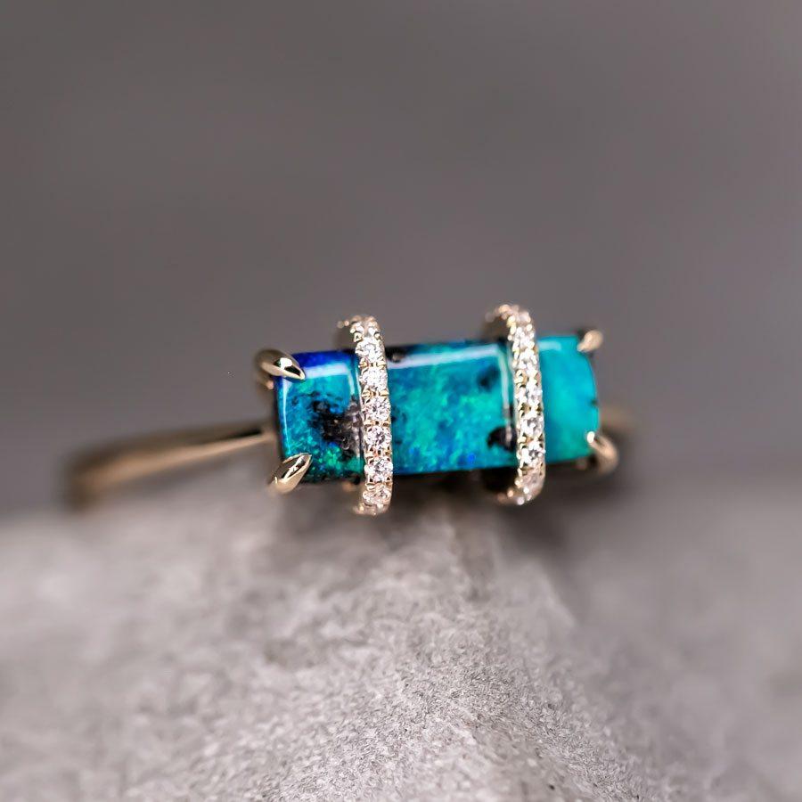 The Rectangle - Australian Boulder Opal & Diamond Engagement Ring 18K Yellow Gold.



Opal—the queen of gemstones, is one of the most beautiful gemstones in the world. Every piece of opal is unique in its own ways and patterns. We only use