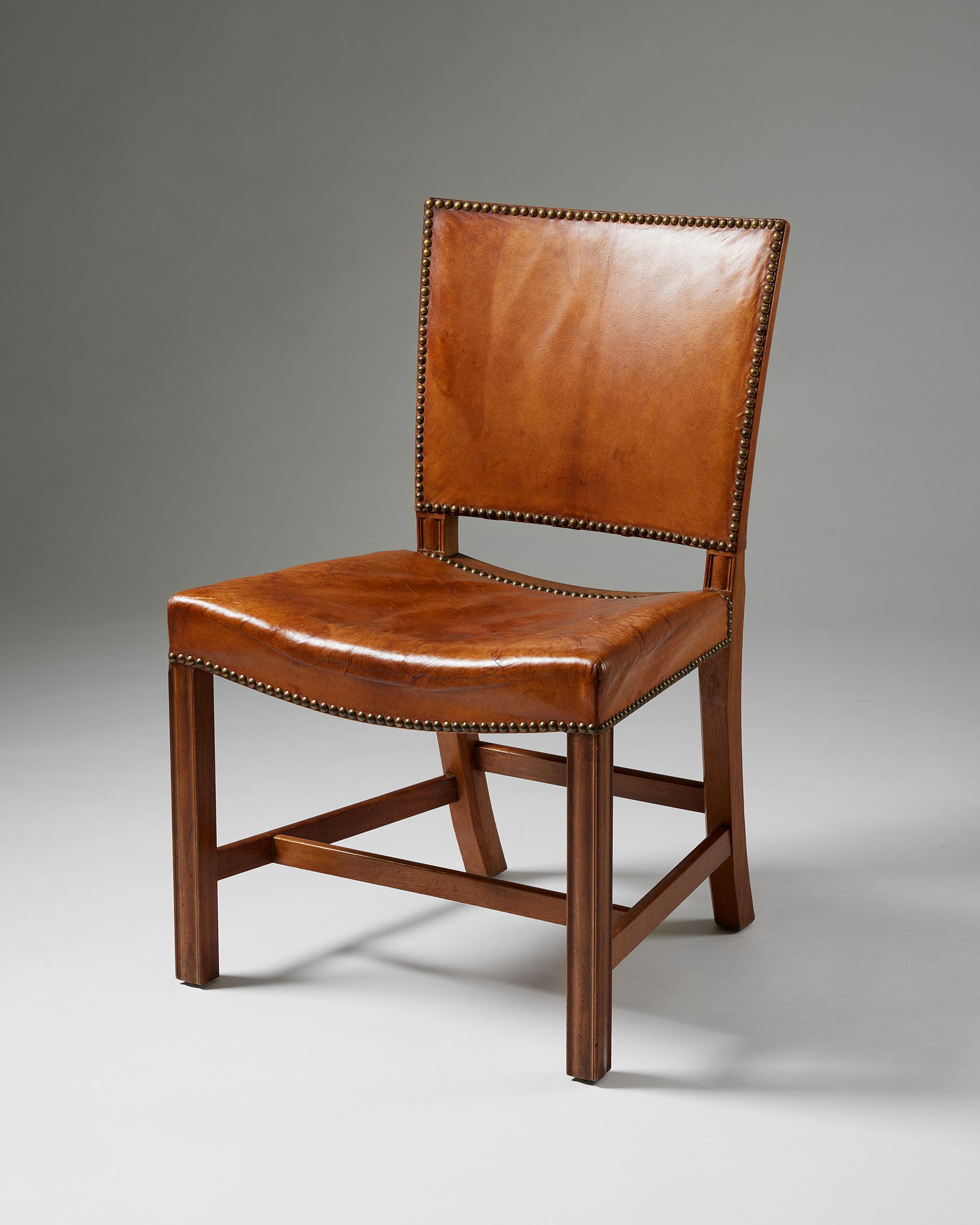 ‘The Red Chair’ model 3758 designed by Kaare Klint for Rud. Rasmussen Fabrik,
Denmark, 1927.

Cuban mahogany, Niger leather, upholstery and brass nails.

Marked.

Kaare Klint was the father of Scandinavian modernism and is responsible for bringing