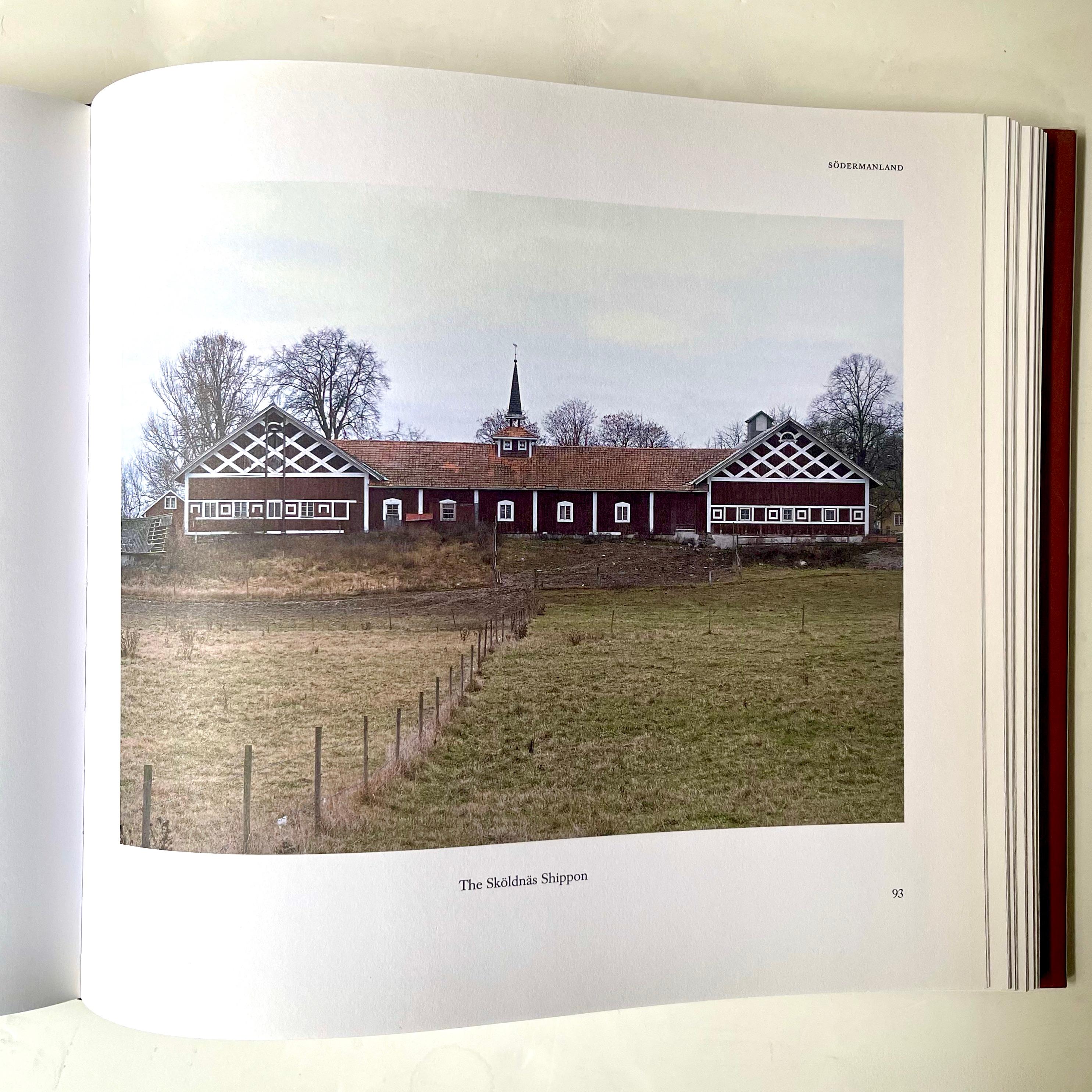 The Red Houses - Margareta Kjellin 1st Edition 2005 In Good Condition For Sale In London, GB