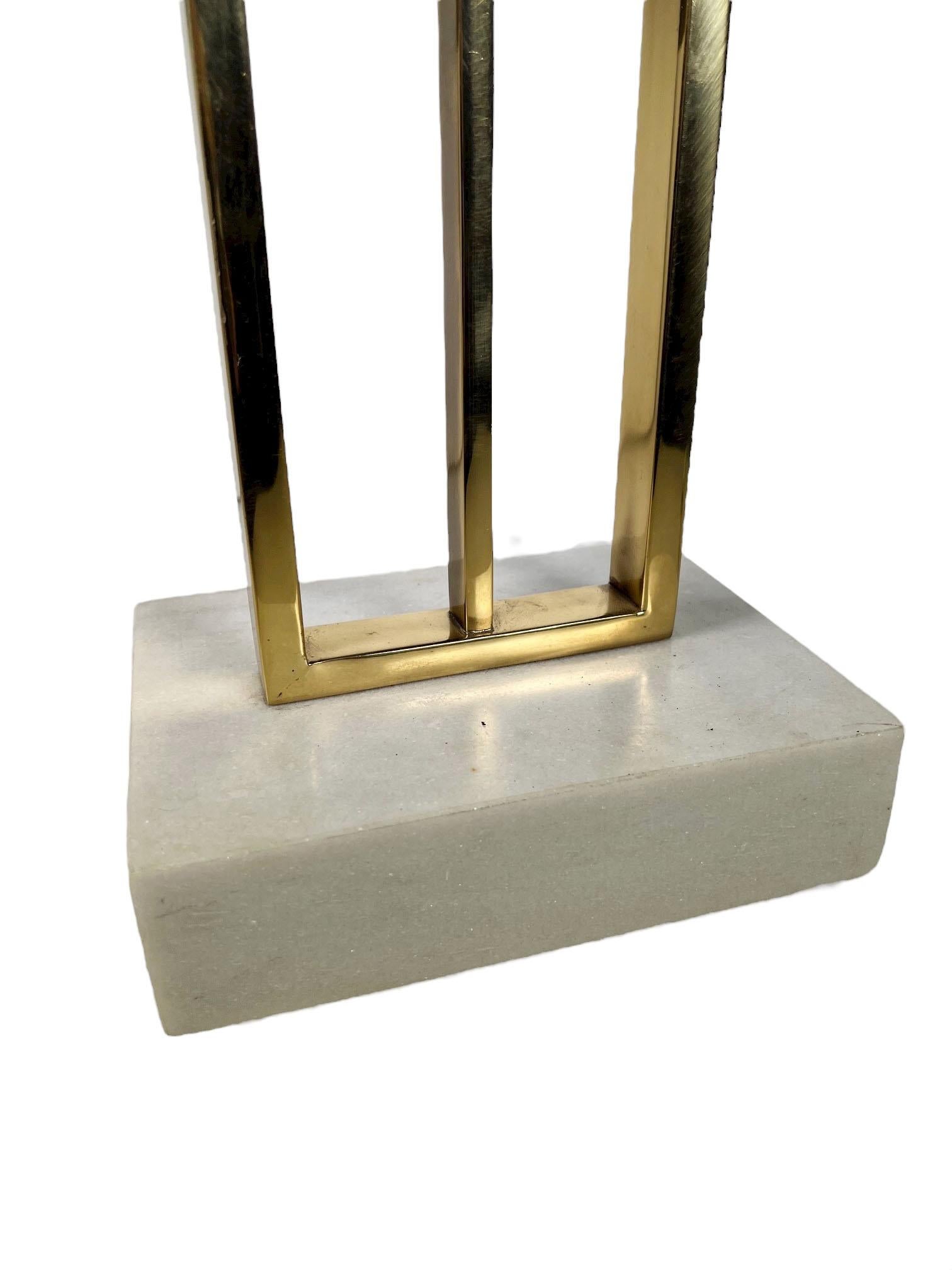 Lampe de la République en laiton avec abat-jour en vente 5