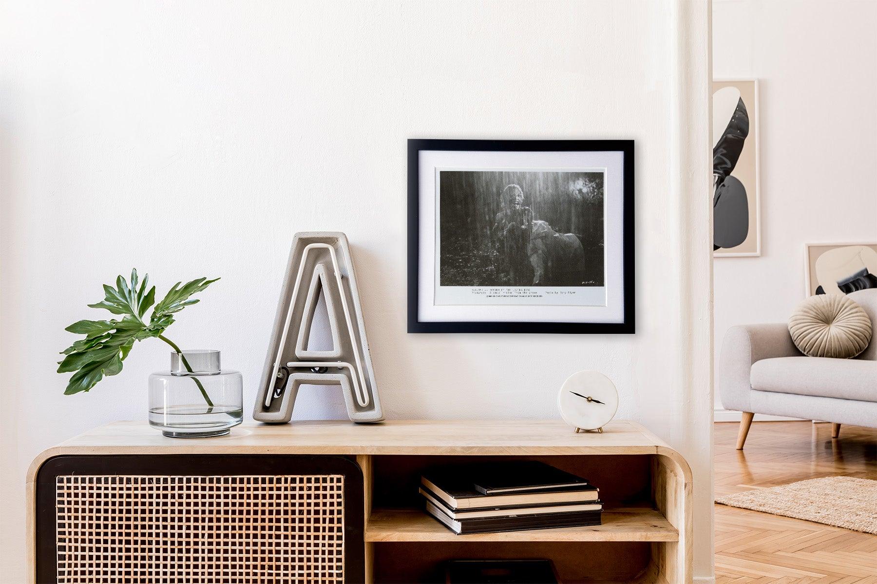 Die Rückkehr der lebenden Toten (1985) Pressestatement - gerahmt (20. Jahrhundert) im Angebot