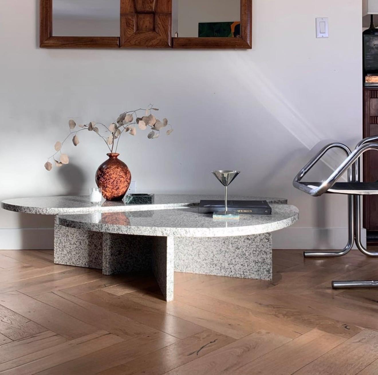 Fatto a mano Il tavolino da caffè a petali di granito 