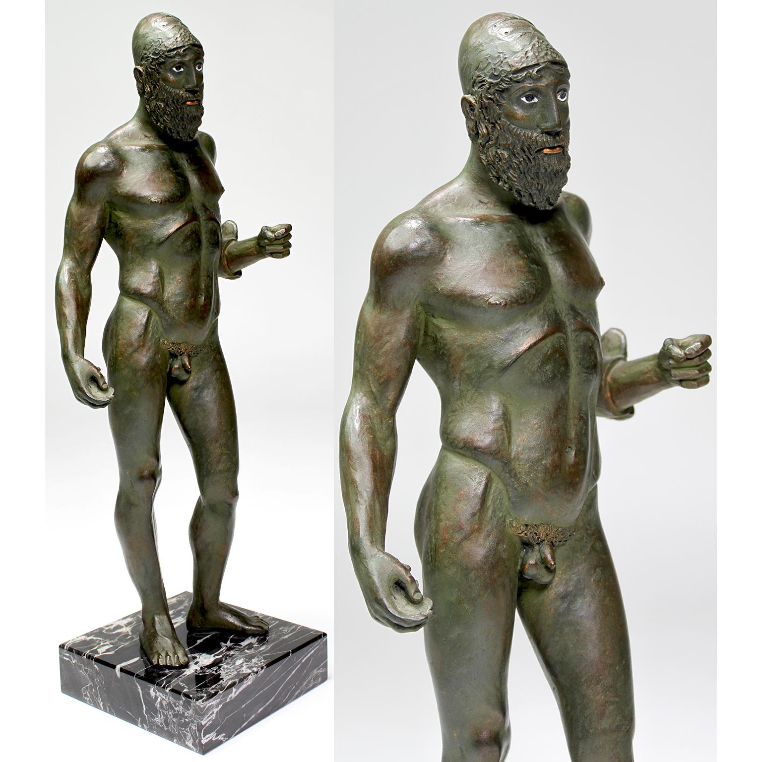 Inconnu The Riace Warriors, une paire de figurines en cuivre moulé à froid et en résine Replica  en vente