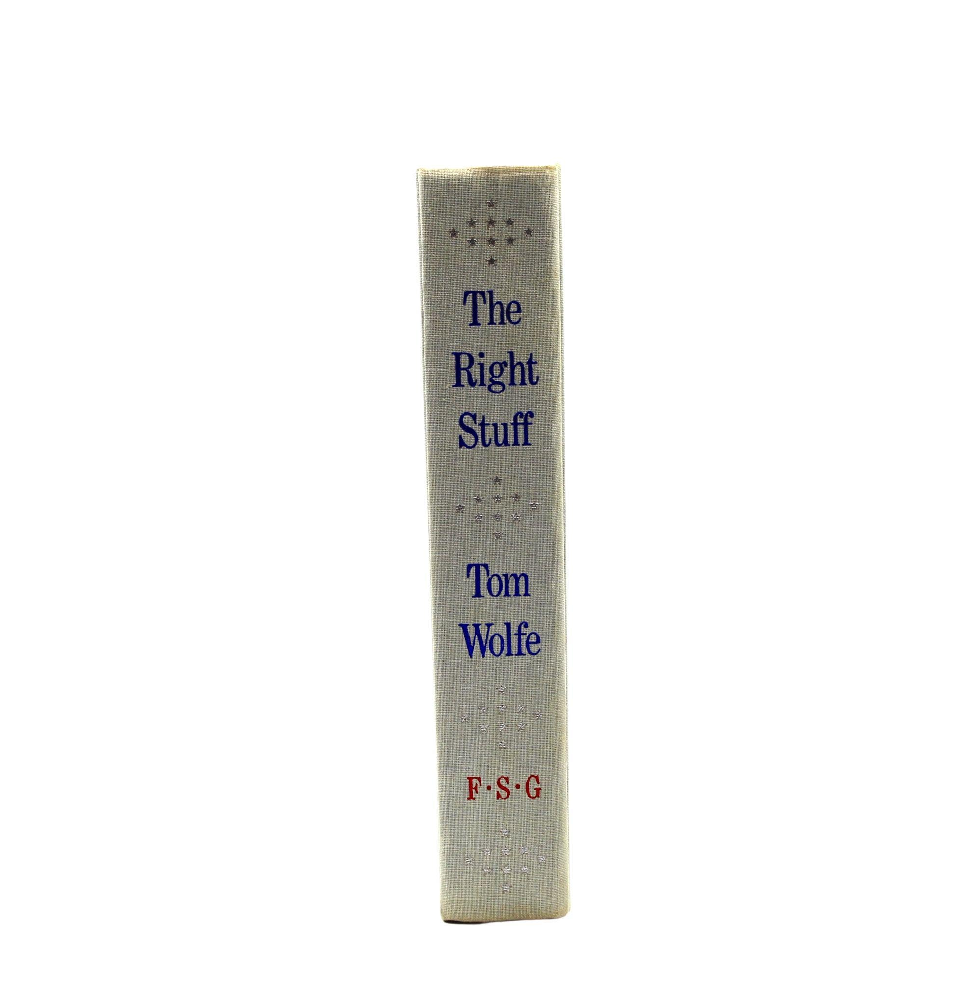 The Right Stuff signiert von Tom Wolfe, Erstausgabe in Original Aufbewahrungsbeuteljacke, 1979 (Geprägt) im Angebot