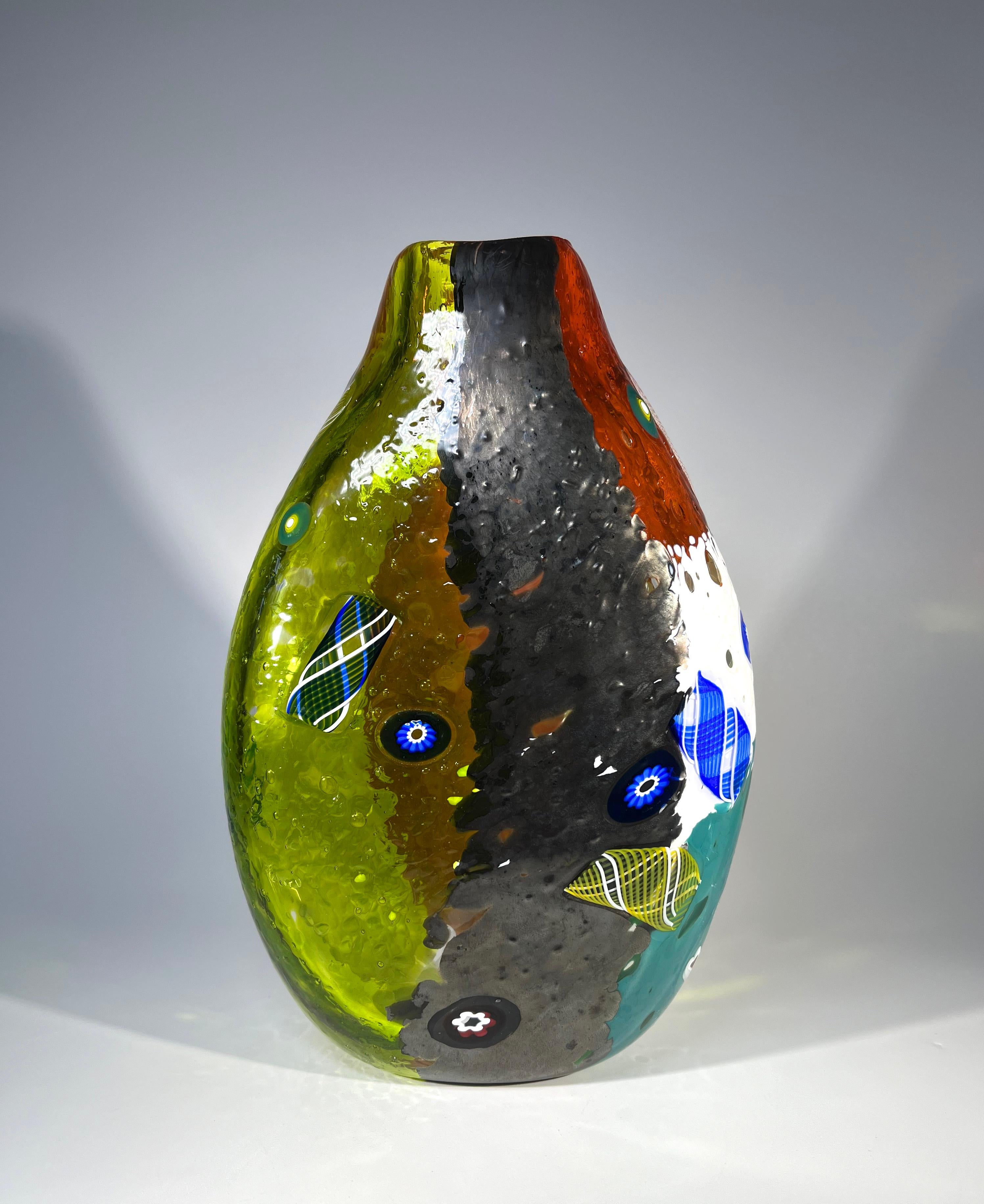 Il vaso Rio Murrine e Zanfirico Art Glass Mike Hunter Twists Studio, Scozia in vendita 4