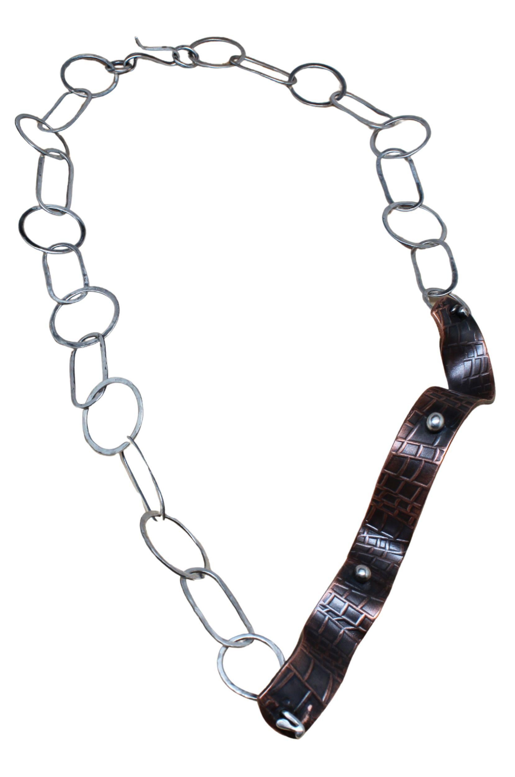 Collana in metallo misto rame e argento con effetto a catena in vendita 3