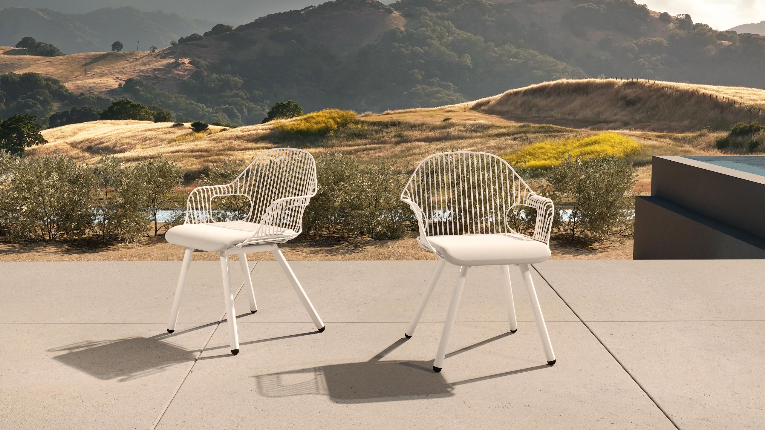 The Rita Chair - Arm Chair in White In New Condition For Sale In Ontario, CA