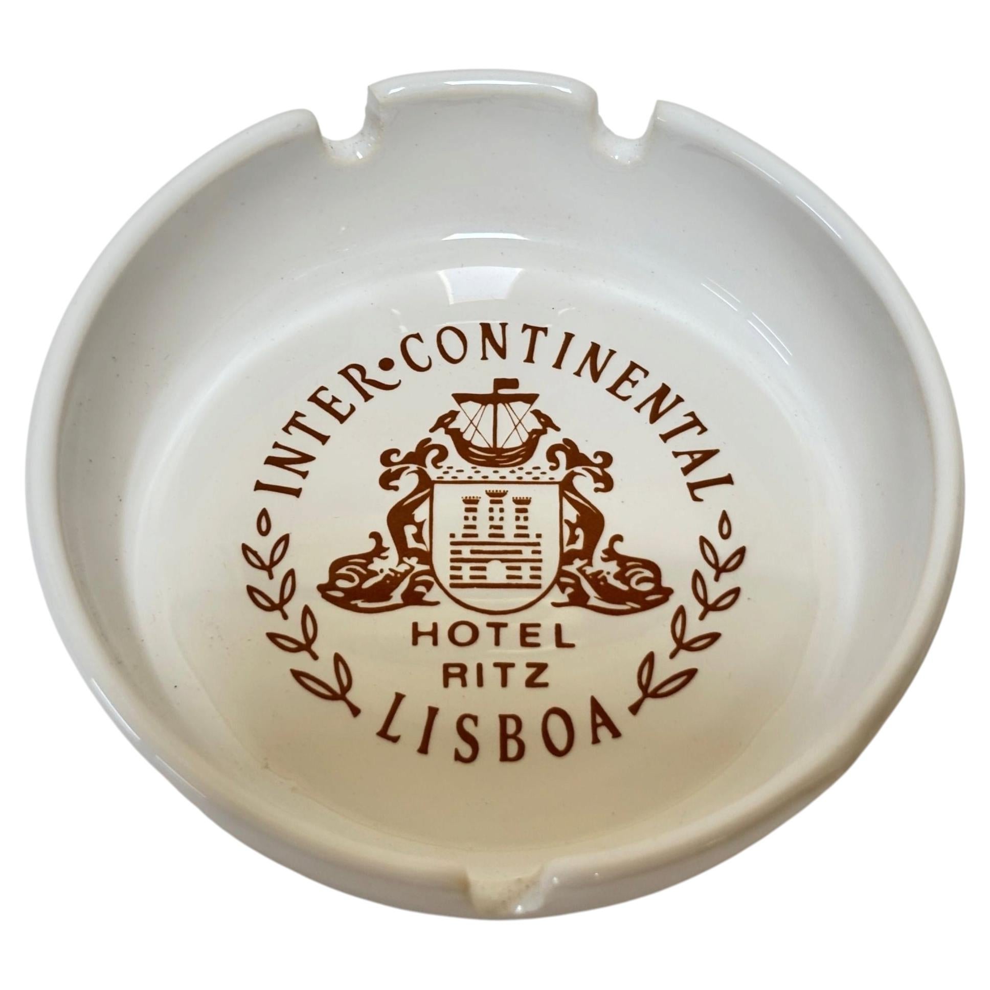 The Ritz-Carlton Lisbon Porcelain Ashtray Vide-Poche, circa 1970s For Sale